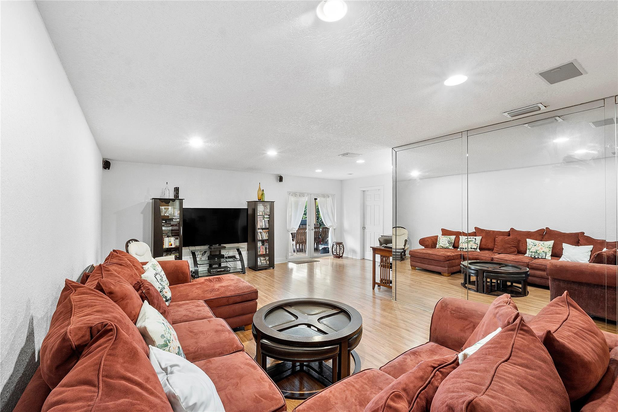 10364 NW 31st Street