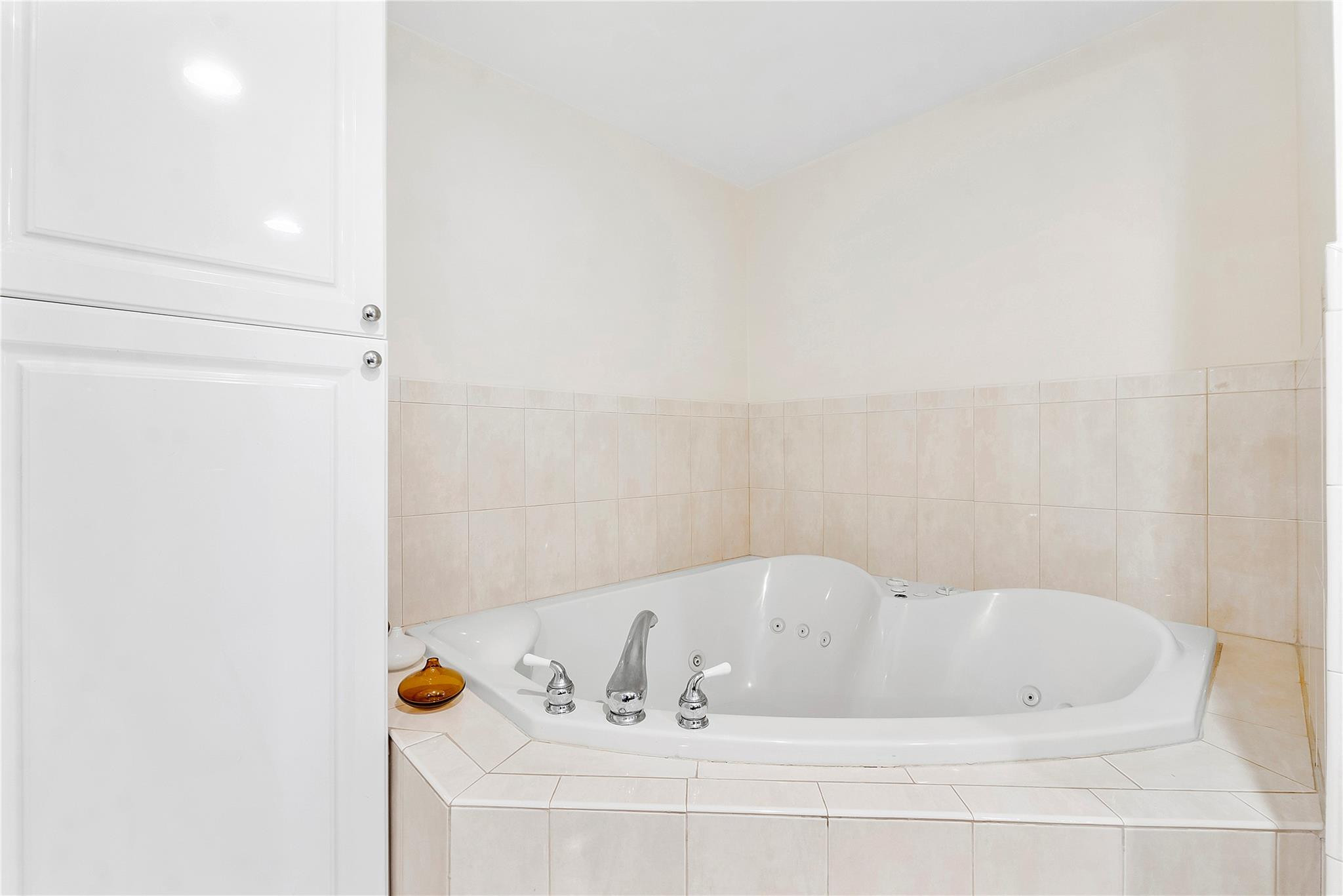 10364 NW 31st Street