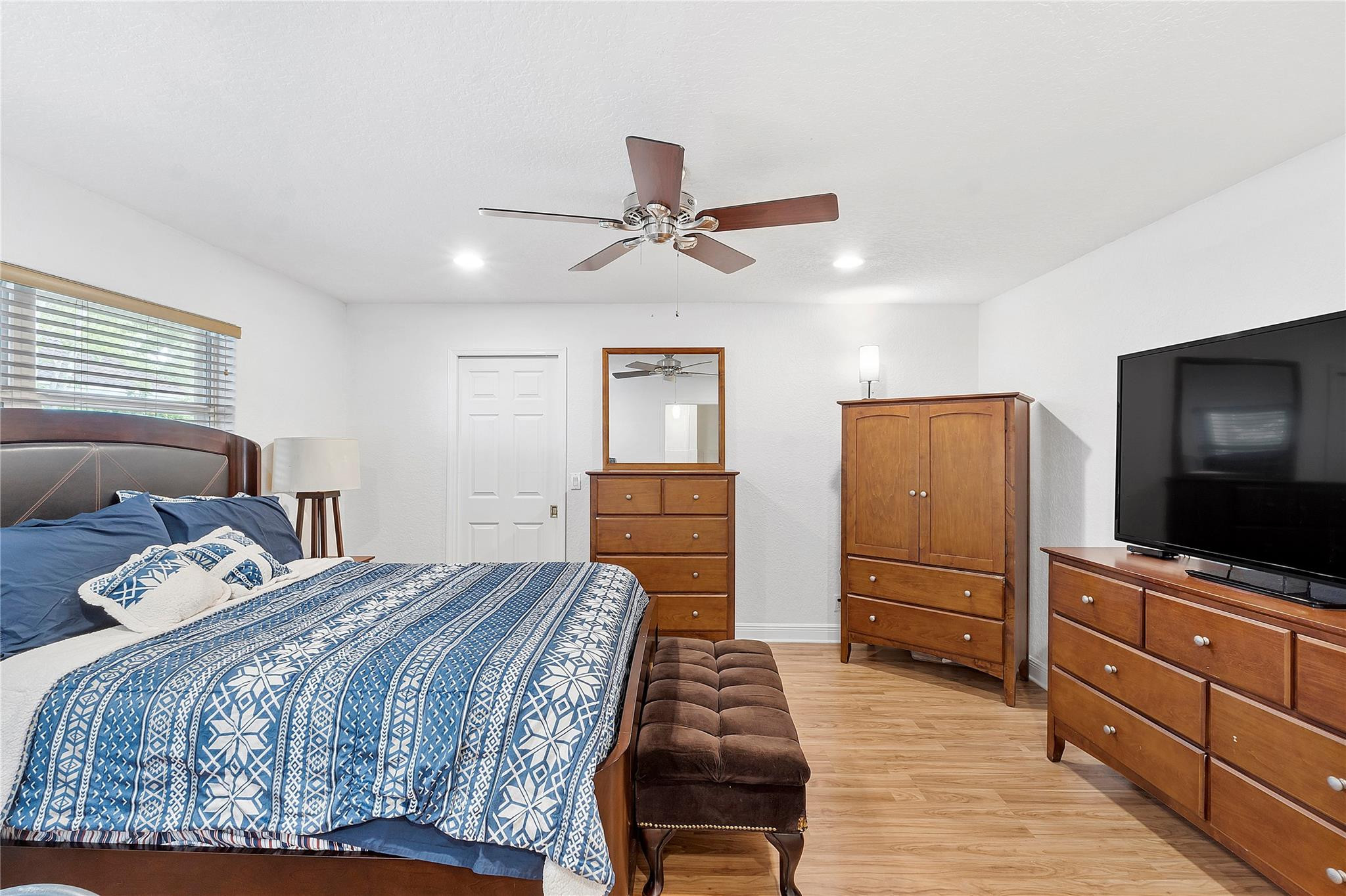10364 NW 31st Street