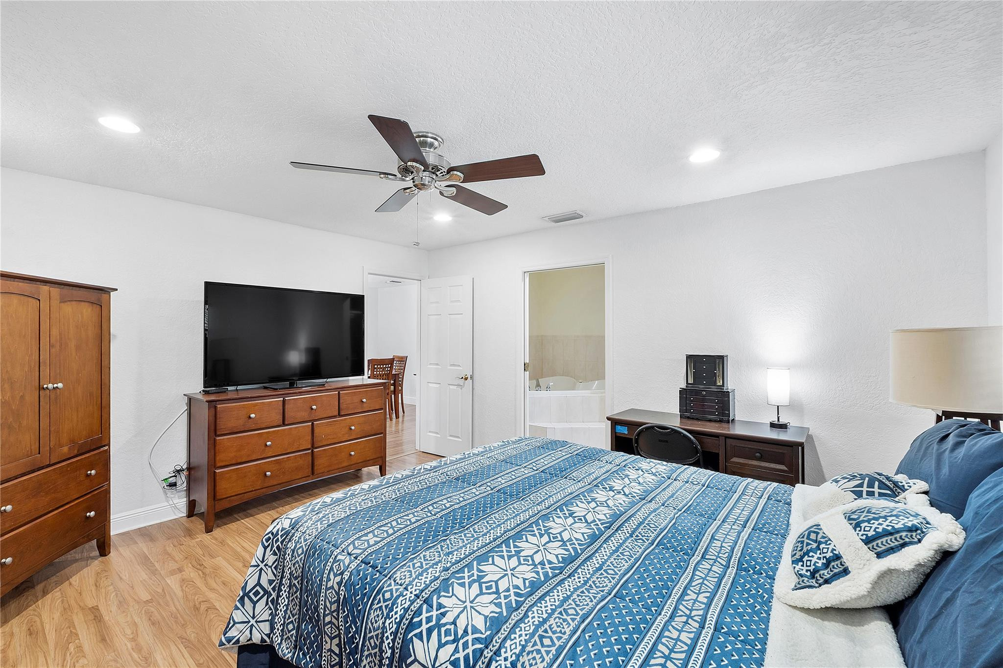 10364 NW 31st Street