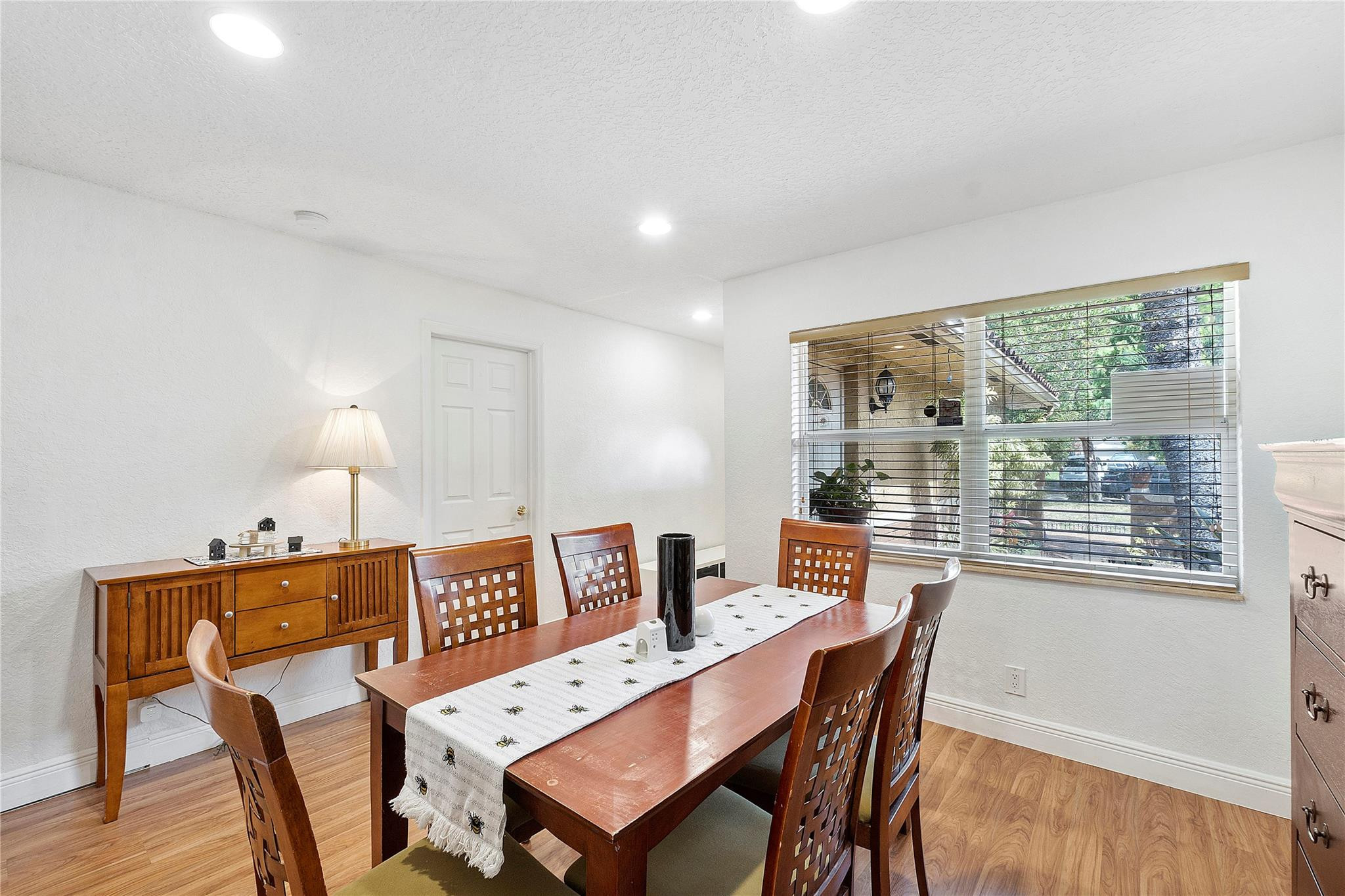 10364 NW 31st Street