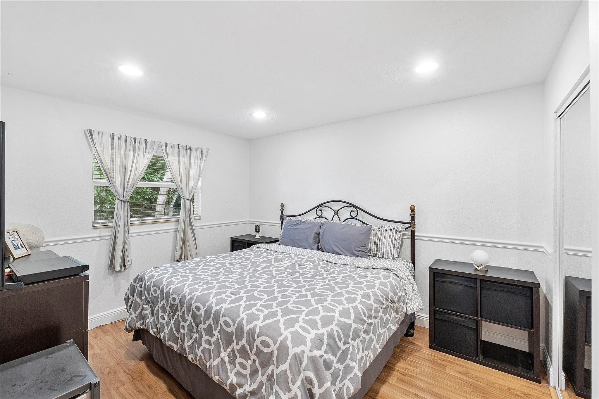 10364 NW 31st Street