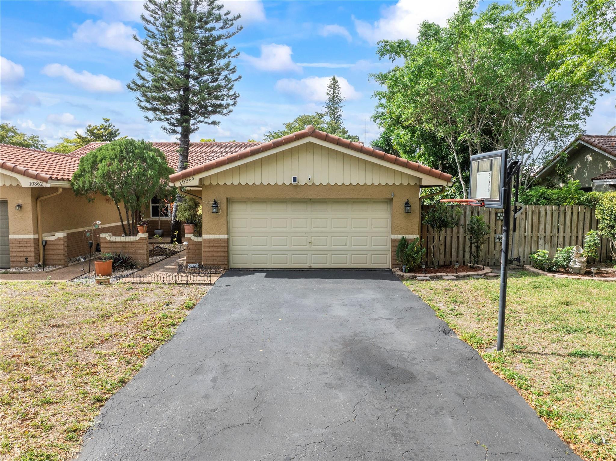 10364 NW 31st Street