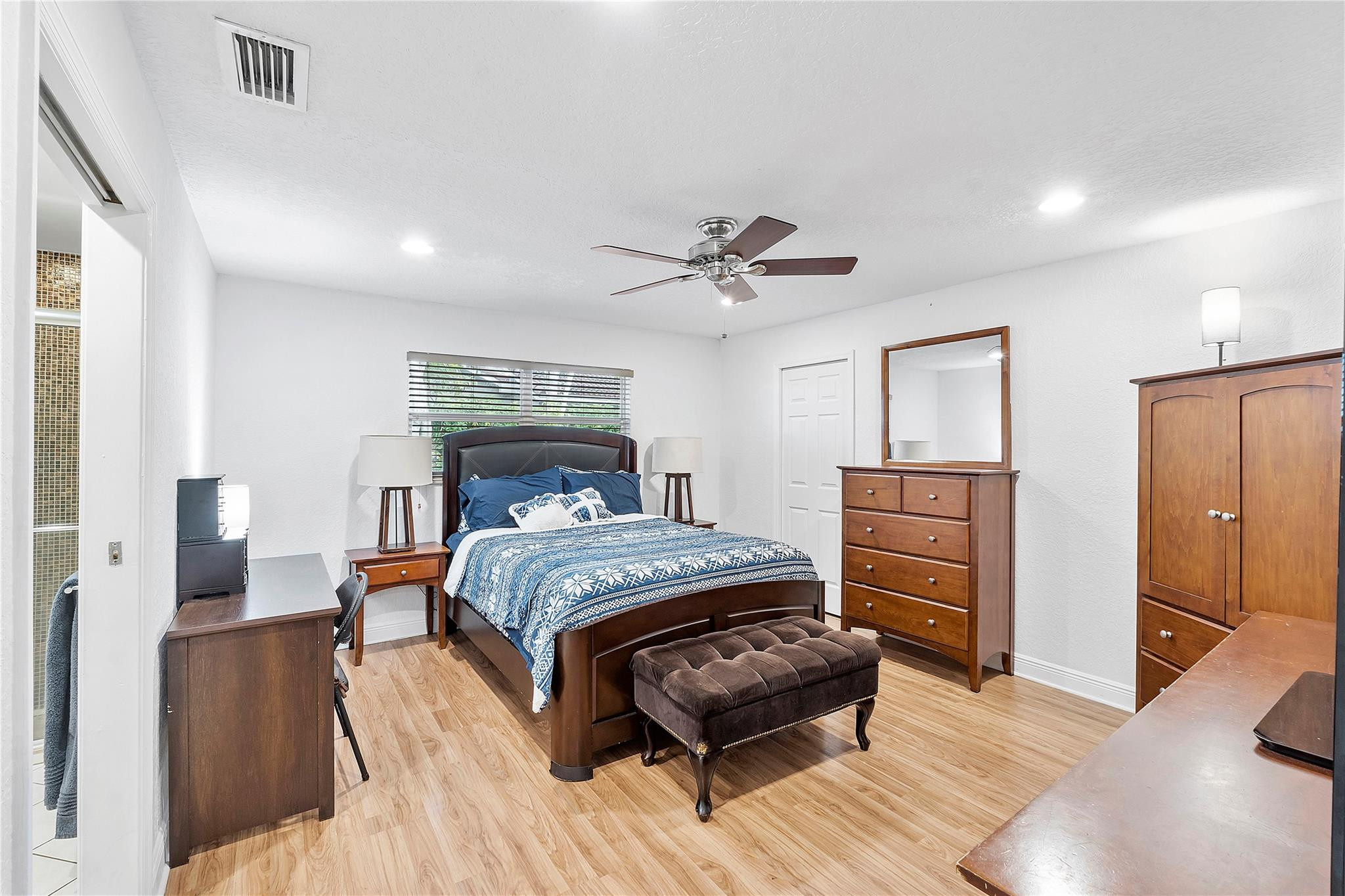 10364 NW 31st Street