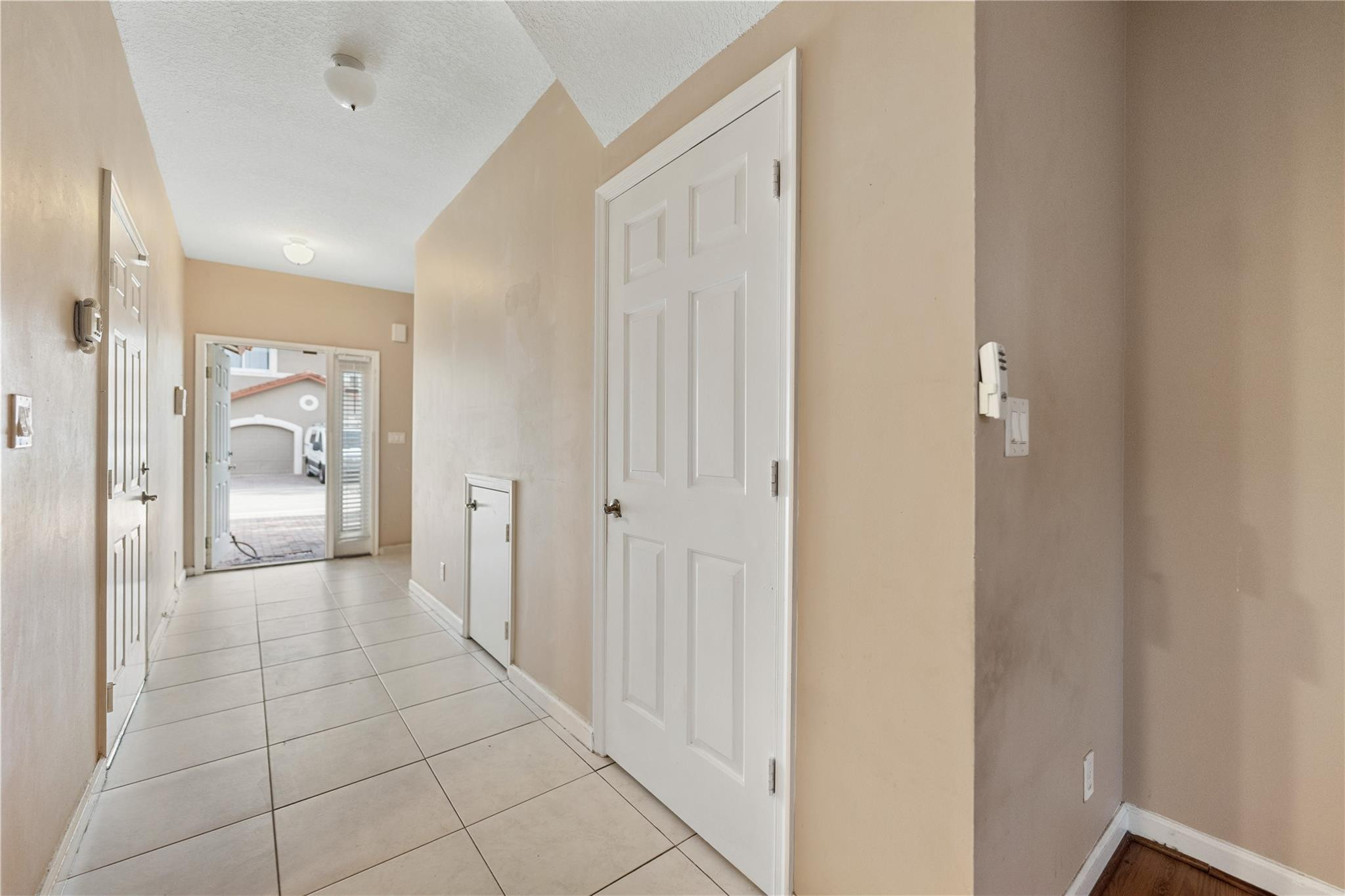 3134 Coral Ridge Drive 3136