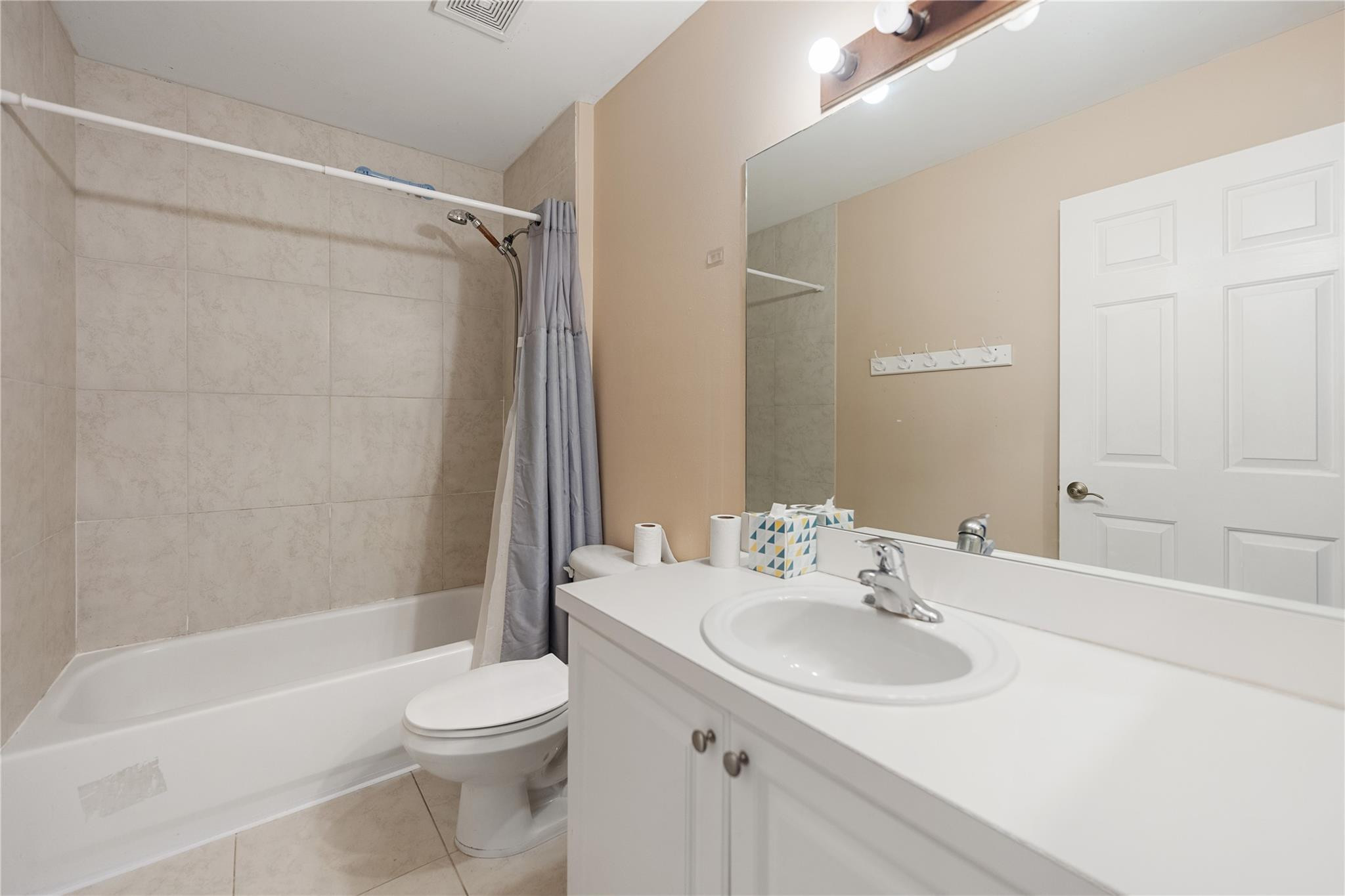 3134 Coral Ridge Drive 3136