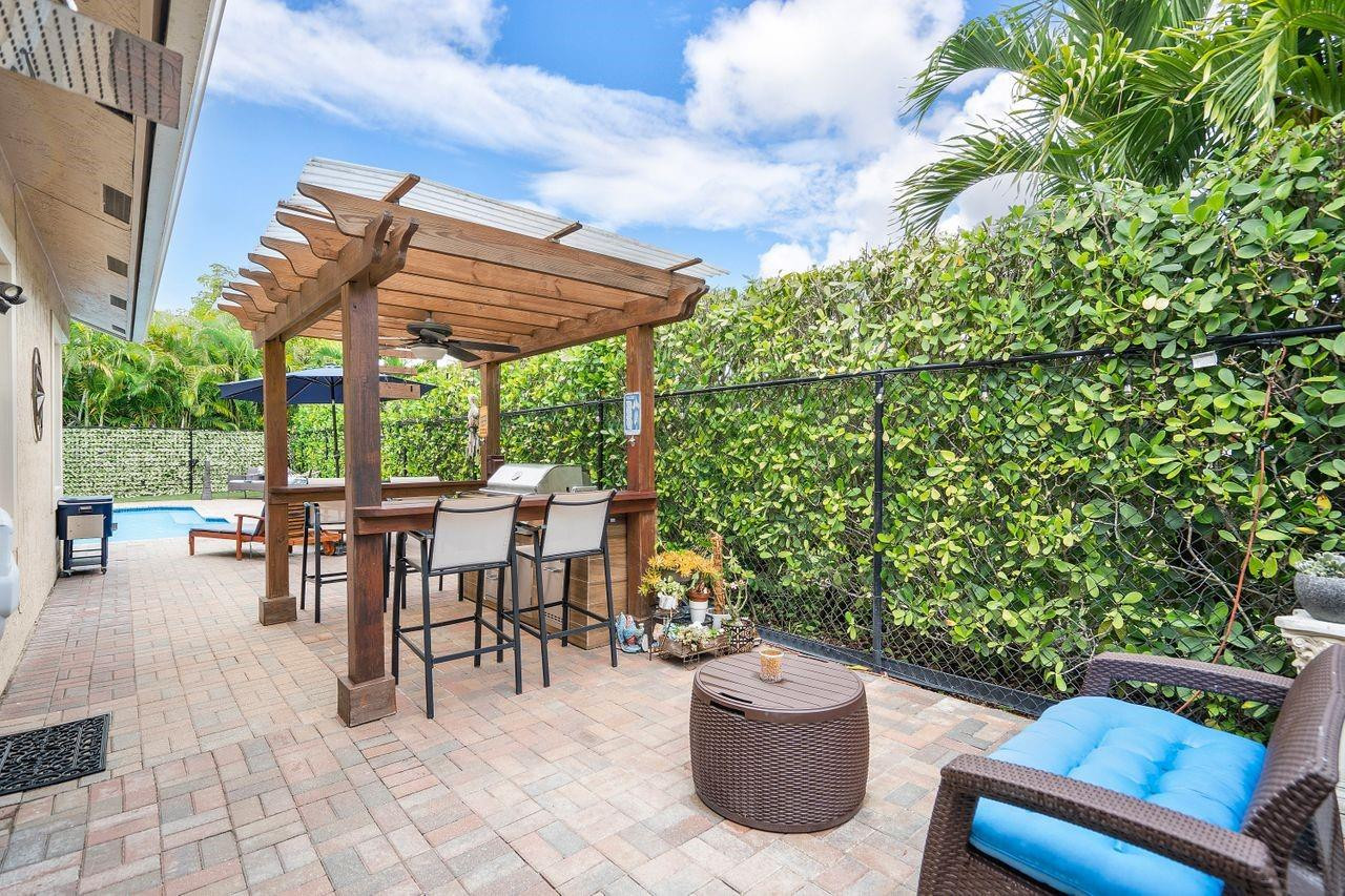 10771 NW 21st Place