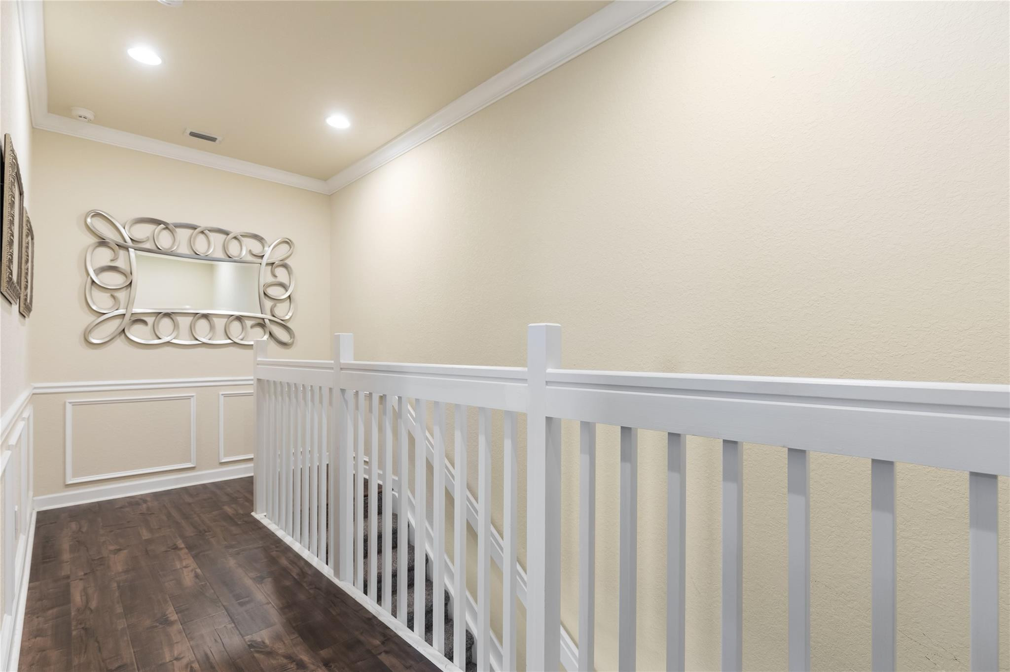 8448 Lakeview Trail