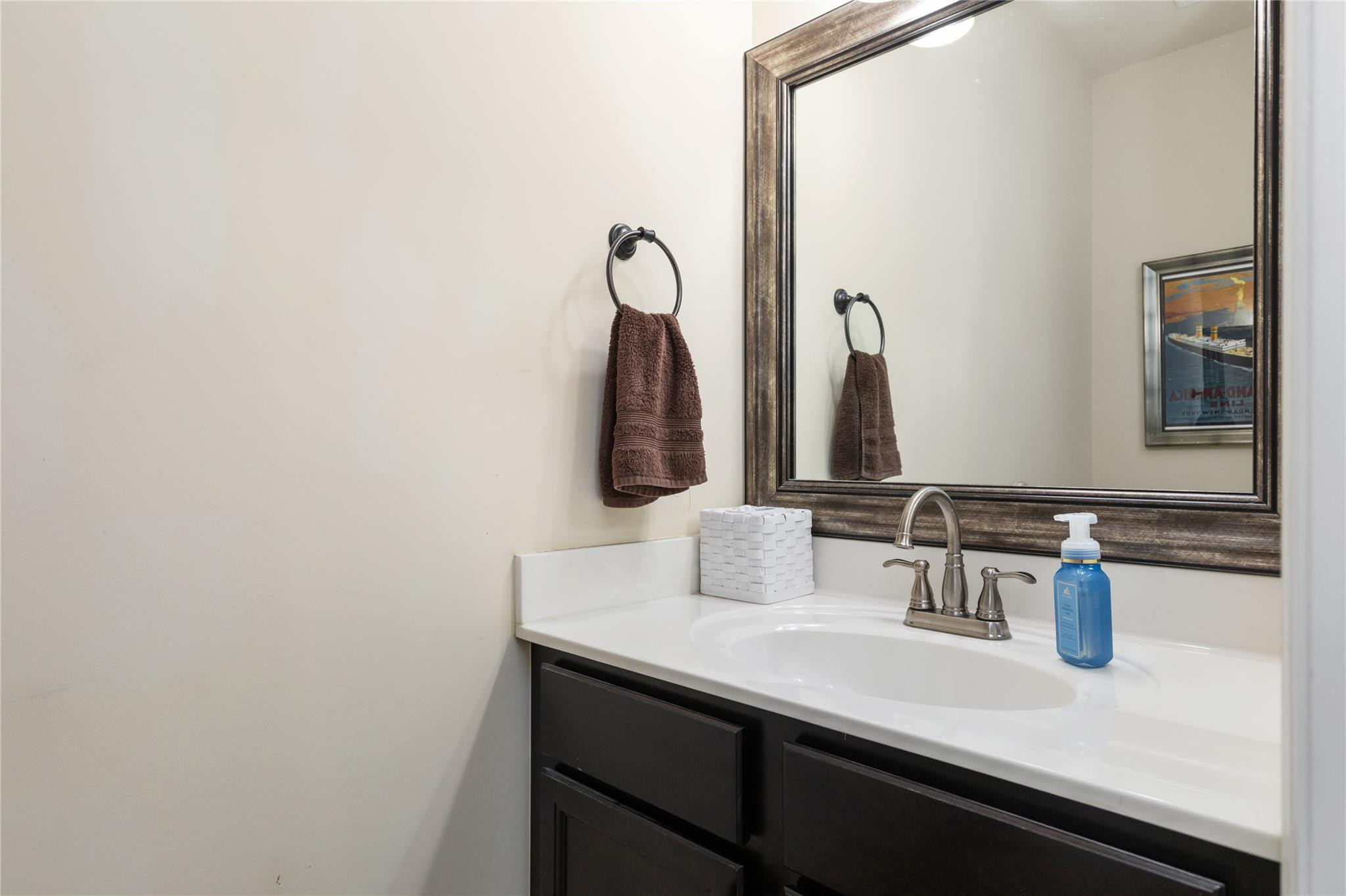 8448 Lakeview Trail