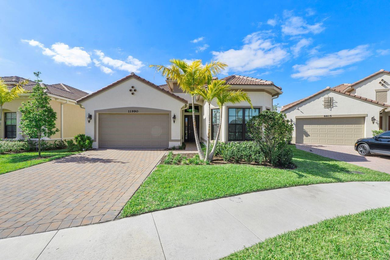 11990 Leon Circle