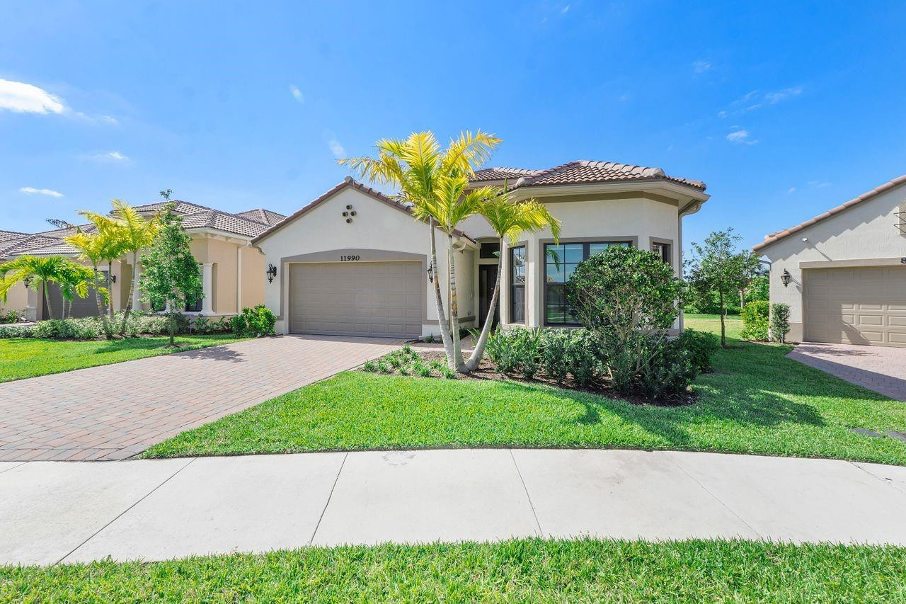 11990 Leon Circle