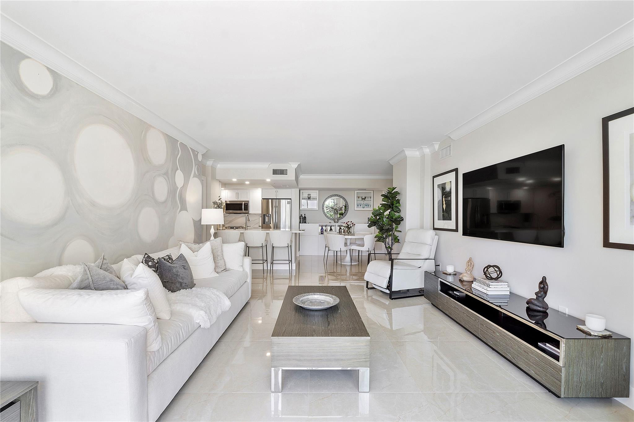 99 SE Mizner Boulevard 303