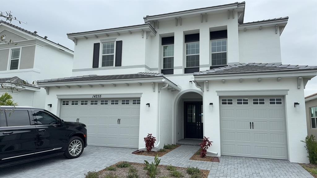 14255 Graybark Bend
