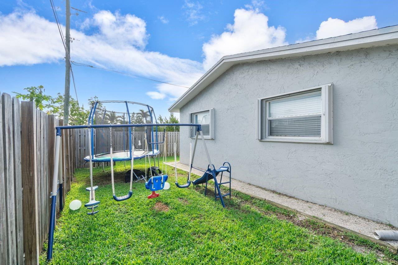 10351 NW 24th Street