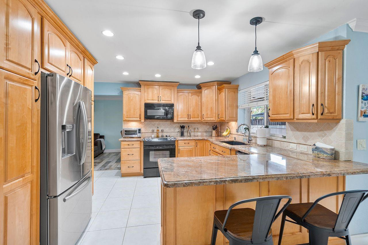 10351 NW 24th Street