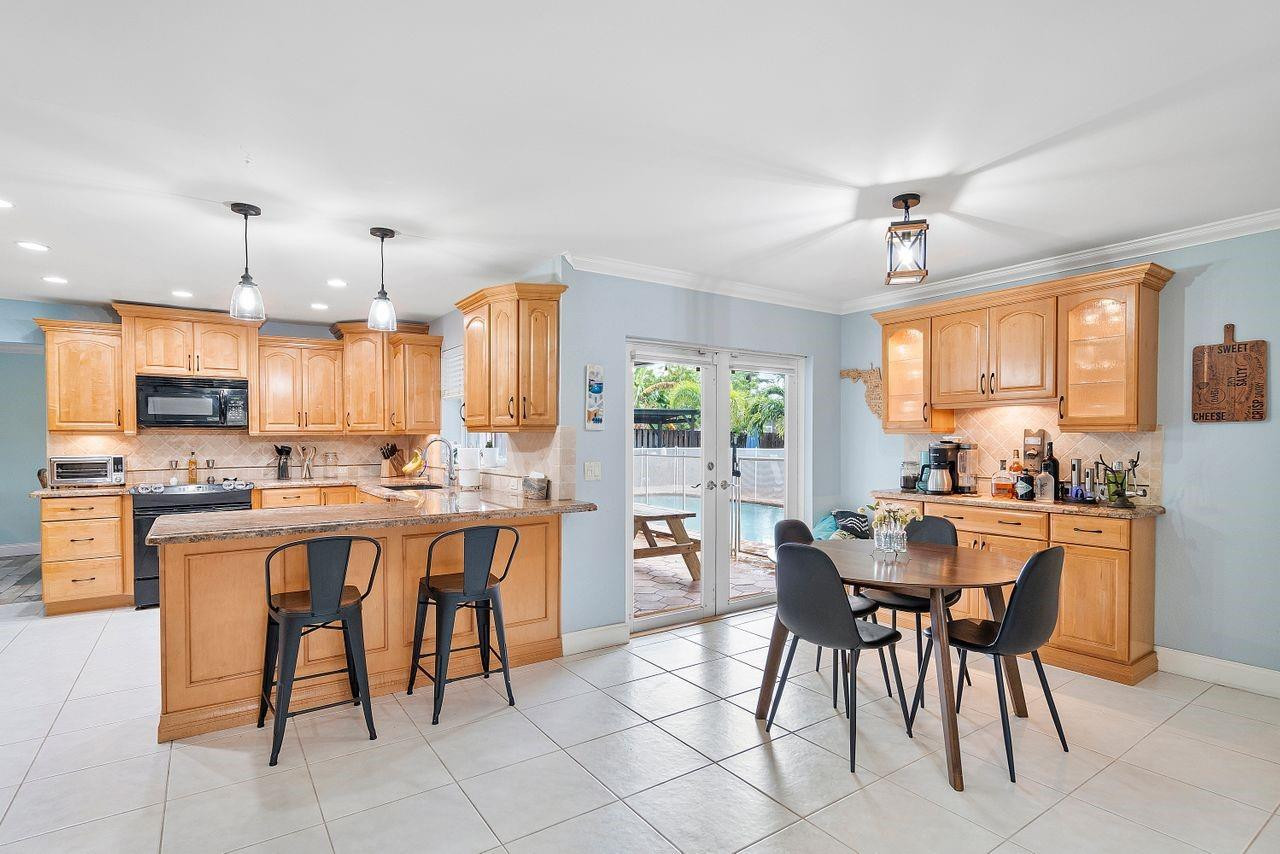 10351 NW 24th Street