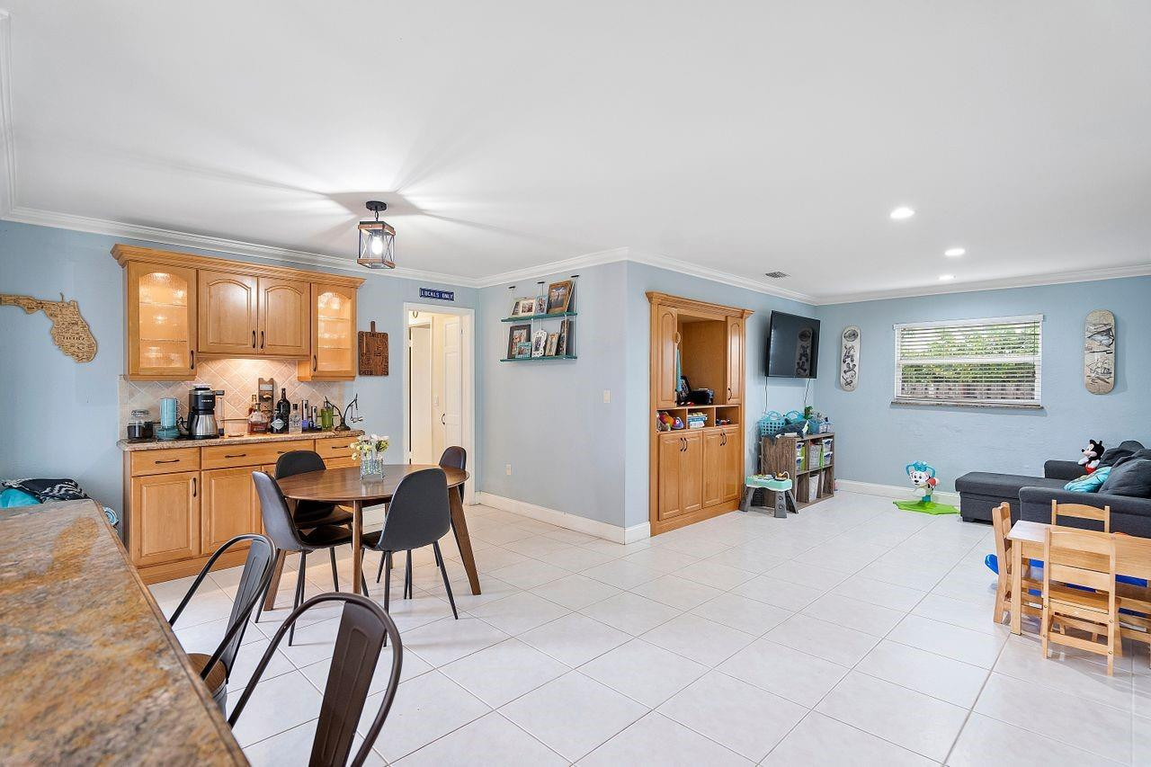 10351 NW 24th Street