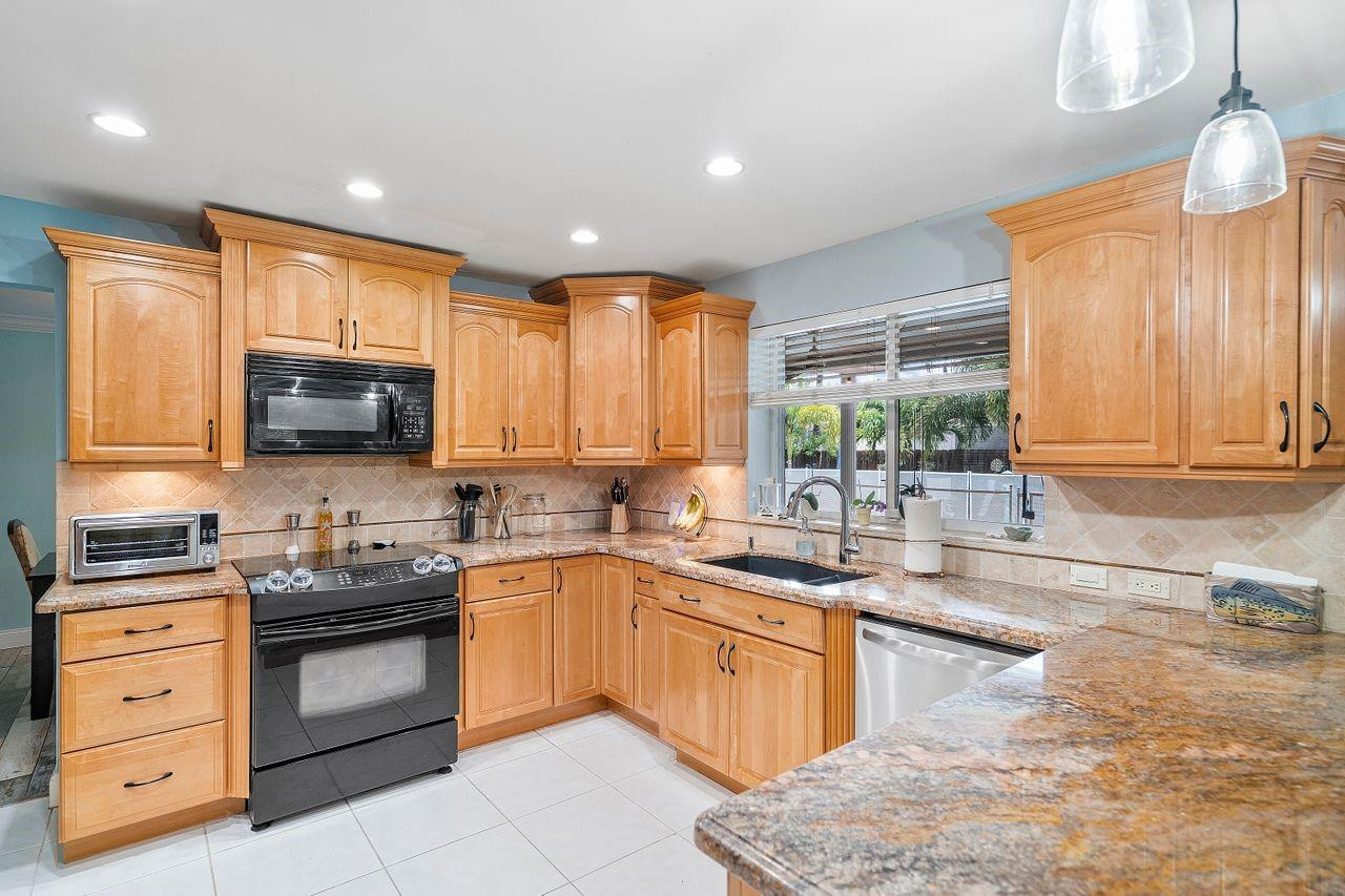 10351 NW 24th Street