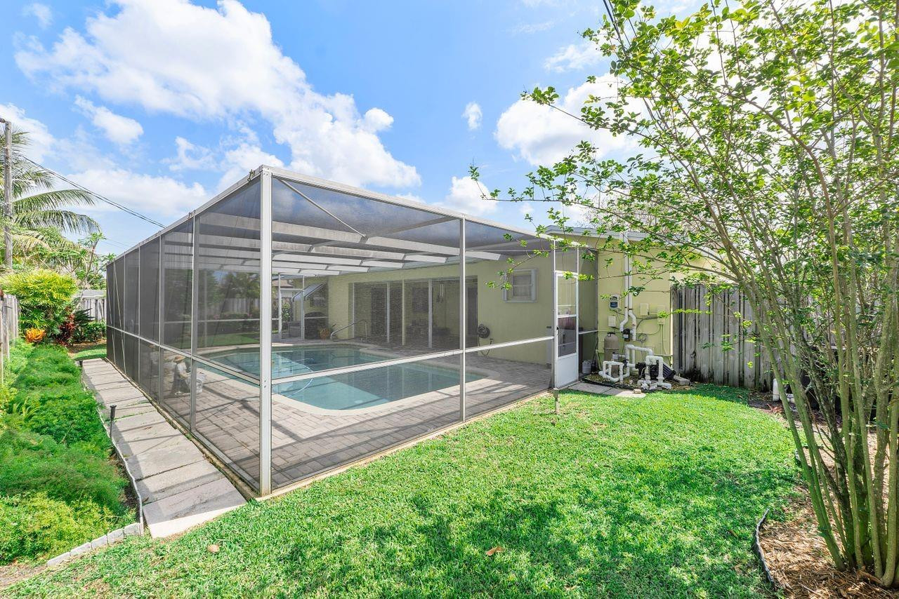 1557 NW 65th Avenue