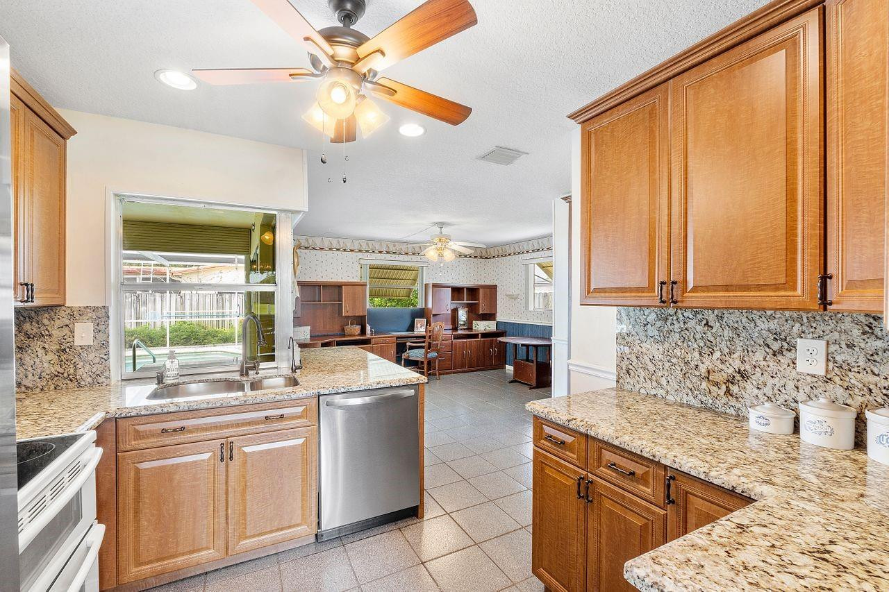 1557 NW 65th Avenue