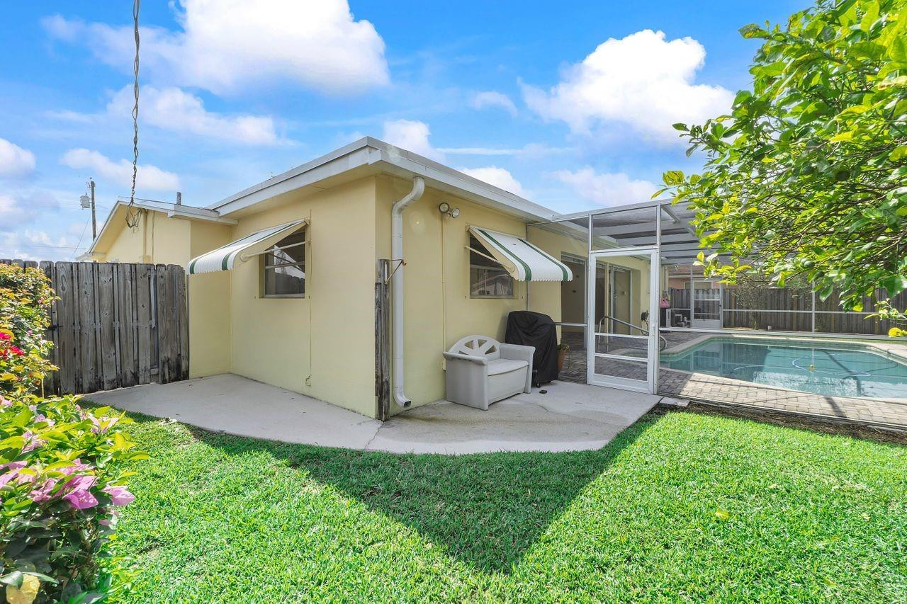 1557 NW 65th Avenue