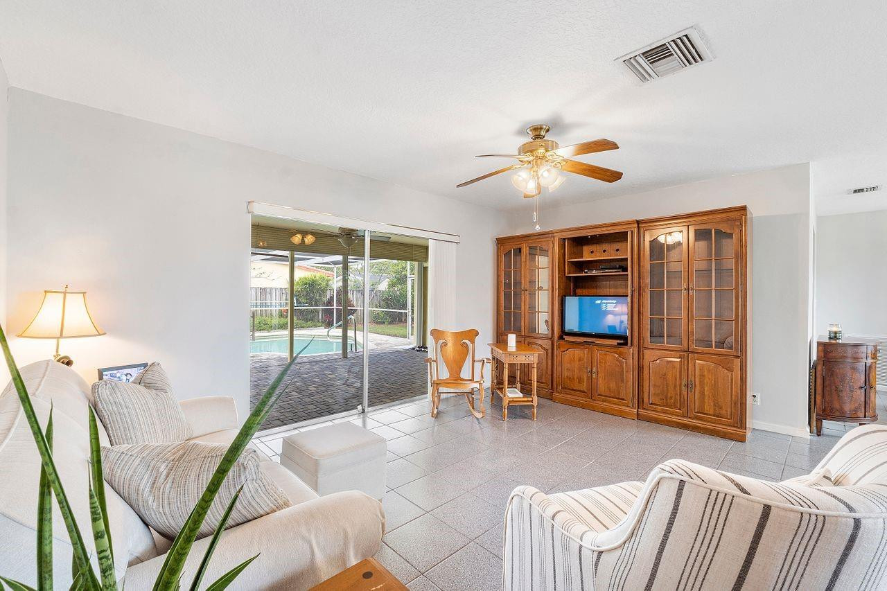 1557 NW 65th Avenue