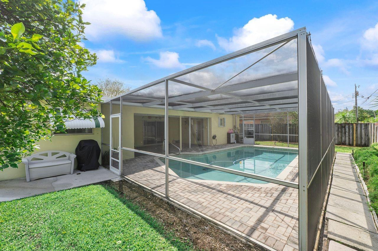 1557 NW 65th Avenue