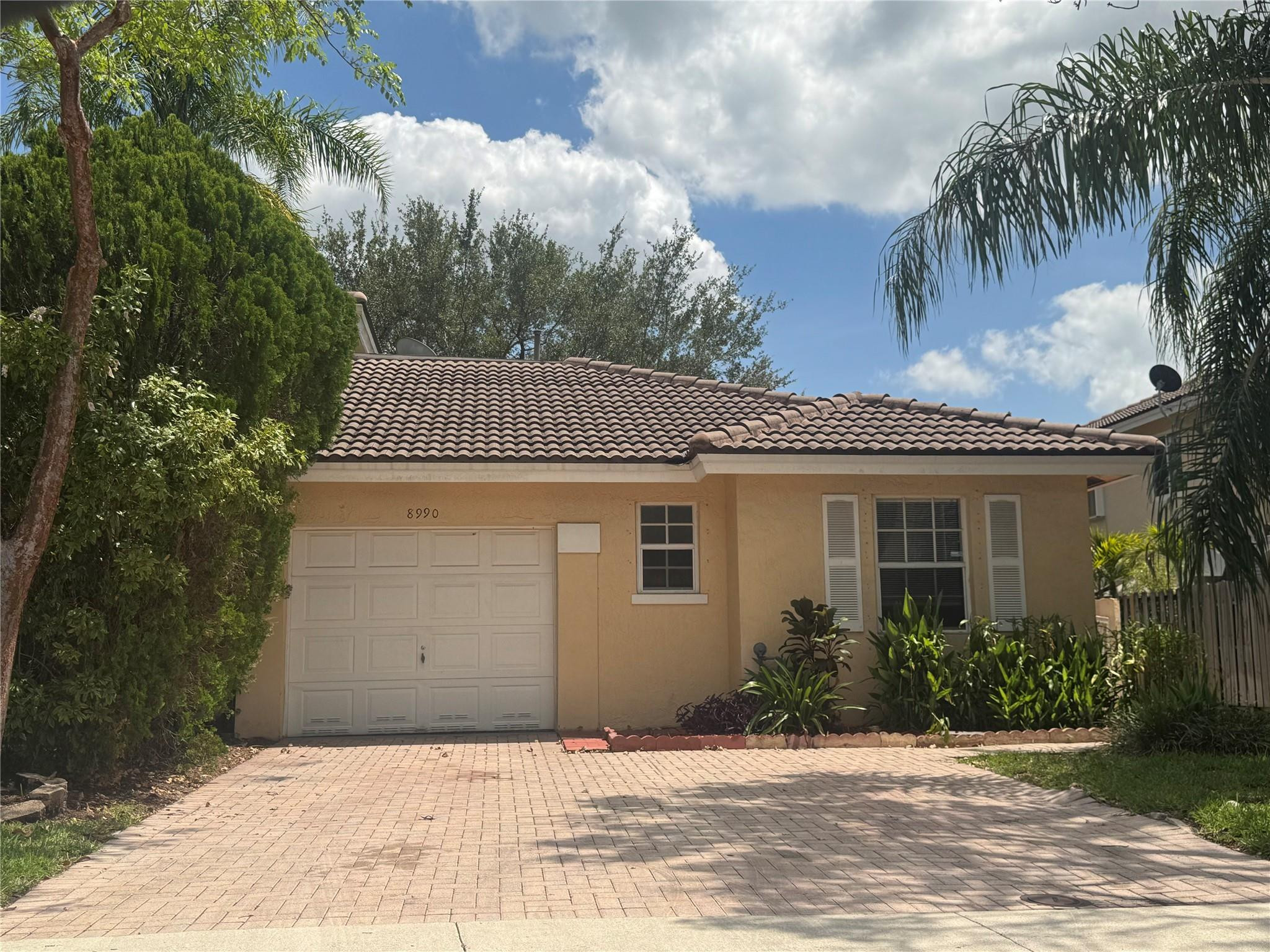 8990 NW 53rd Court