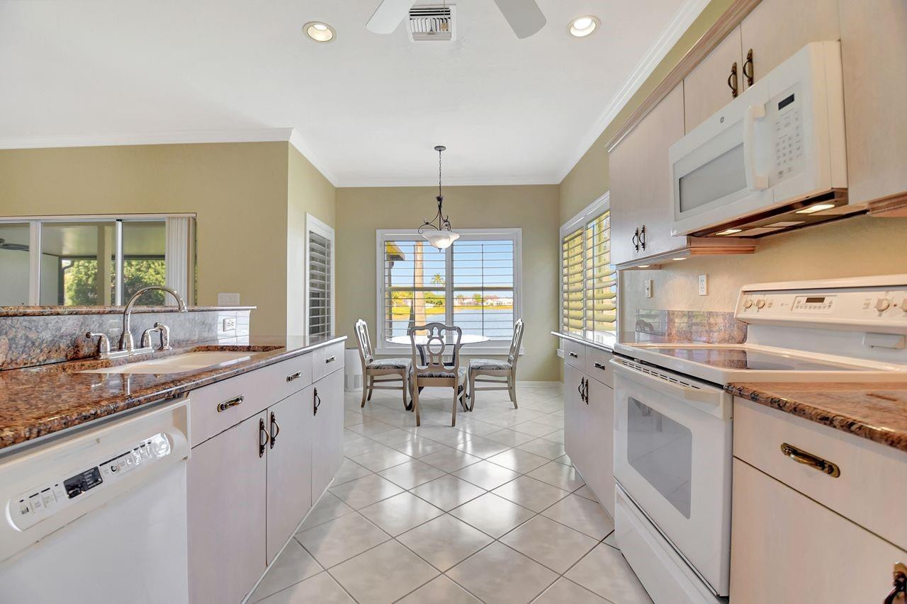 7445 Oakboro Drive