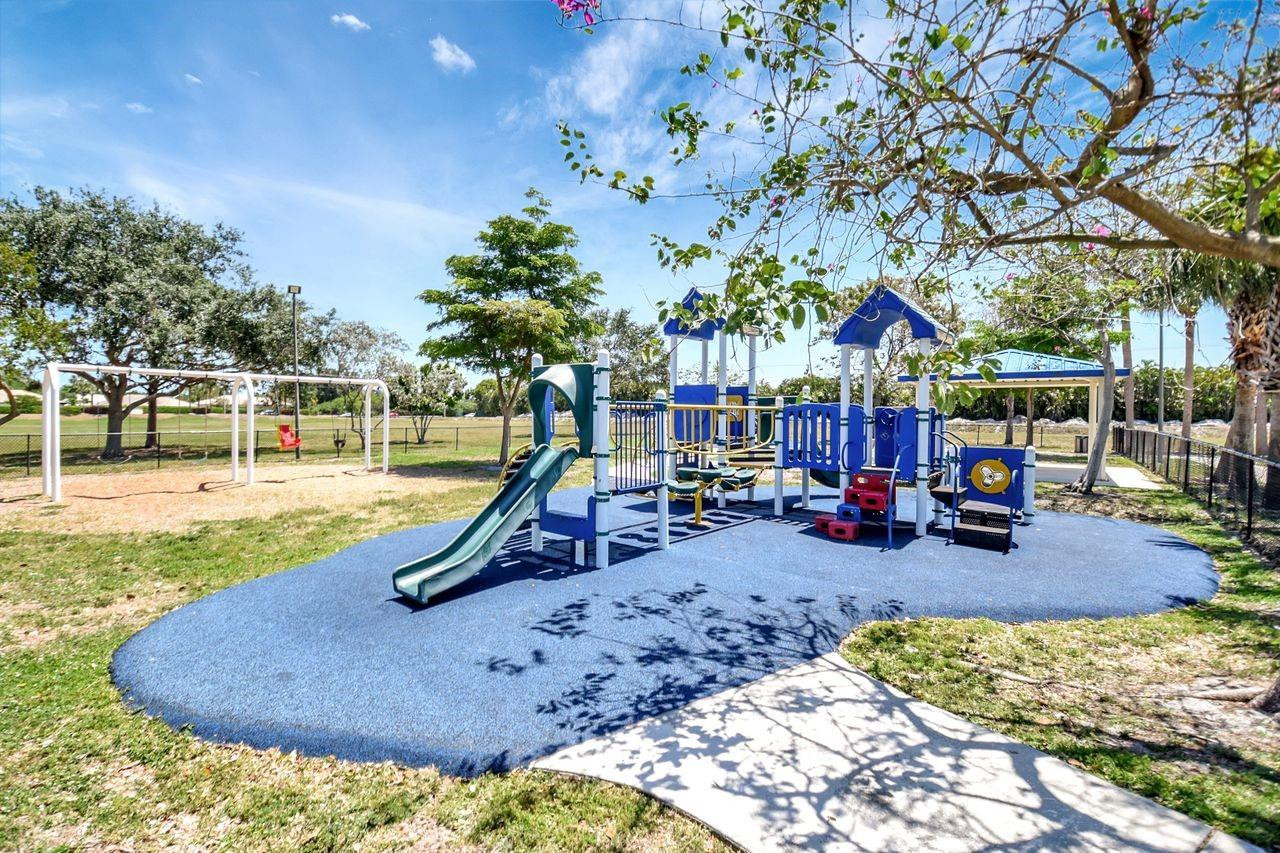 7445 Oakboro Drive