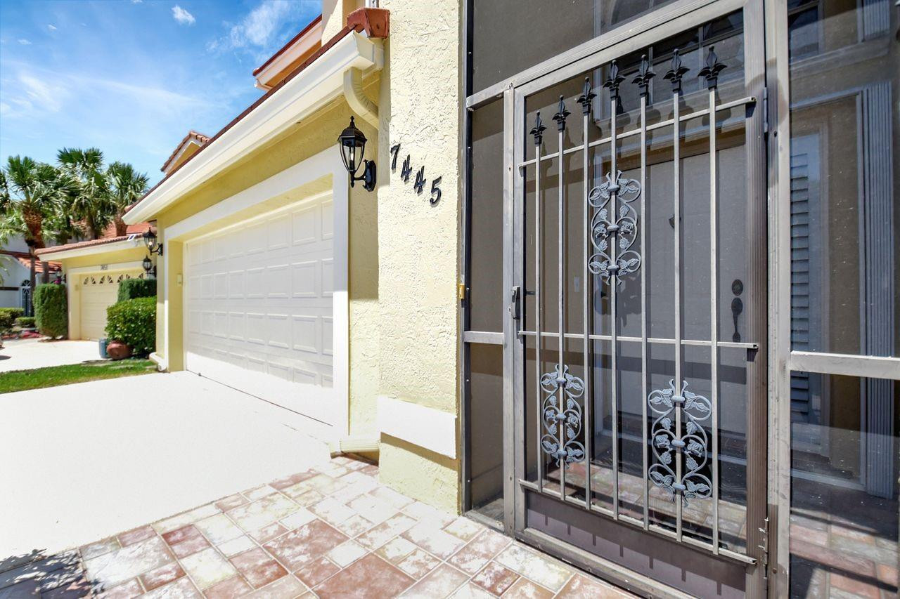 7445 Oakboro Drive