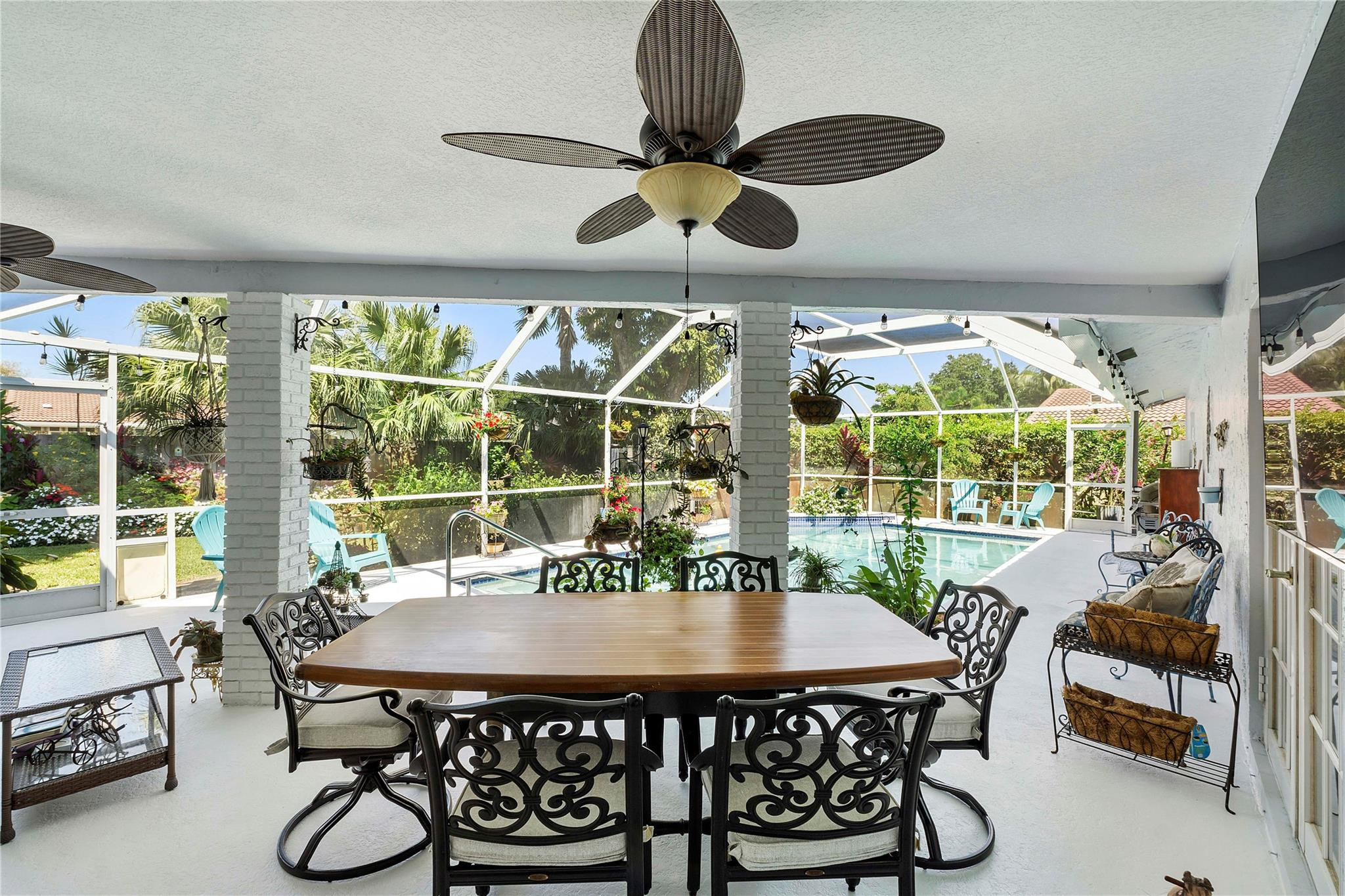 10301 NW 16th Court