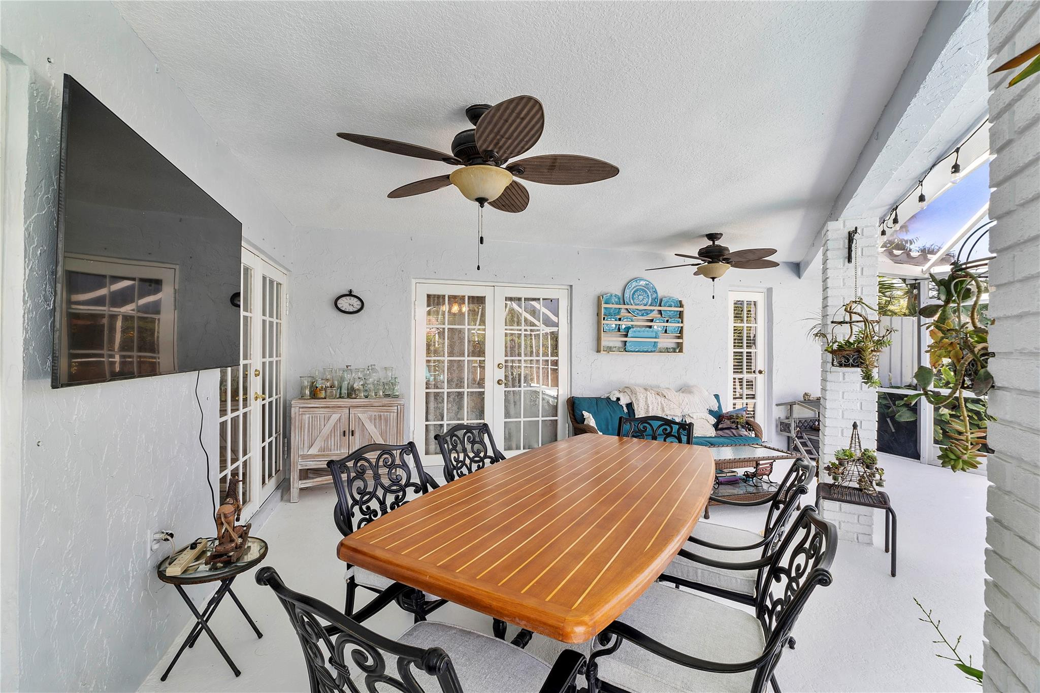 10301 NW 16th Court