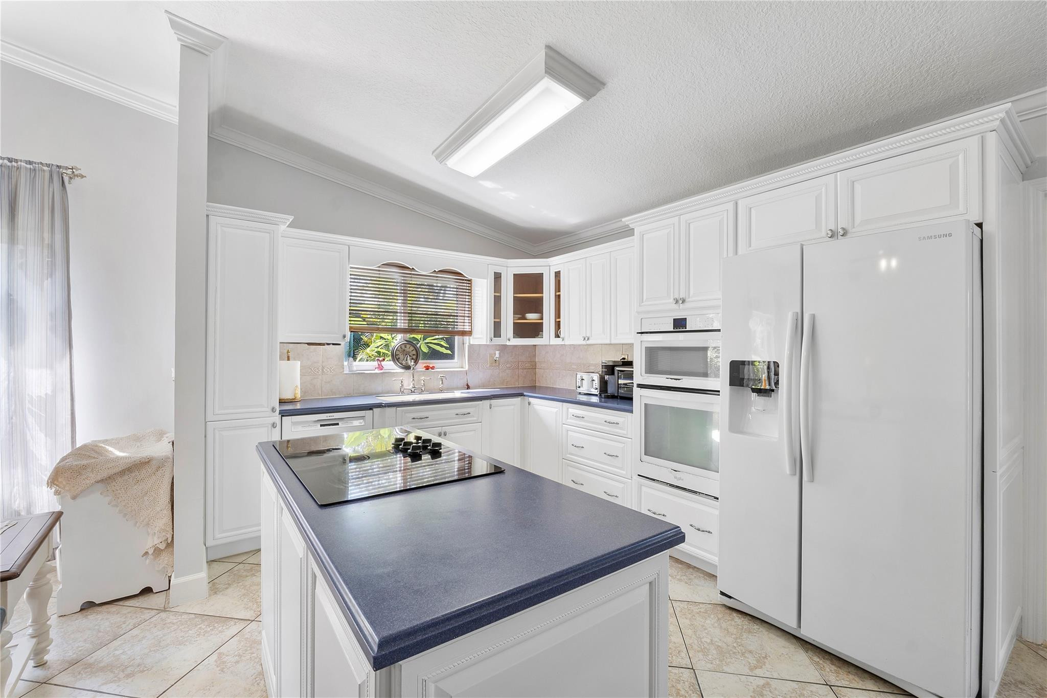 10301 NW 16th Court