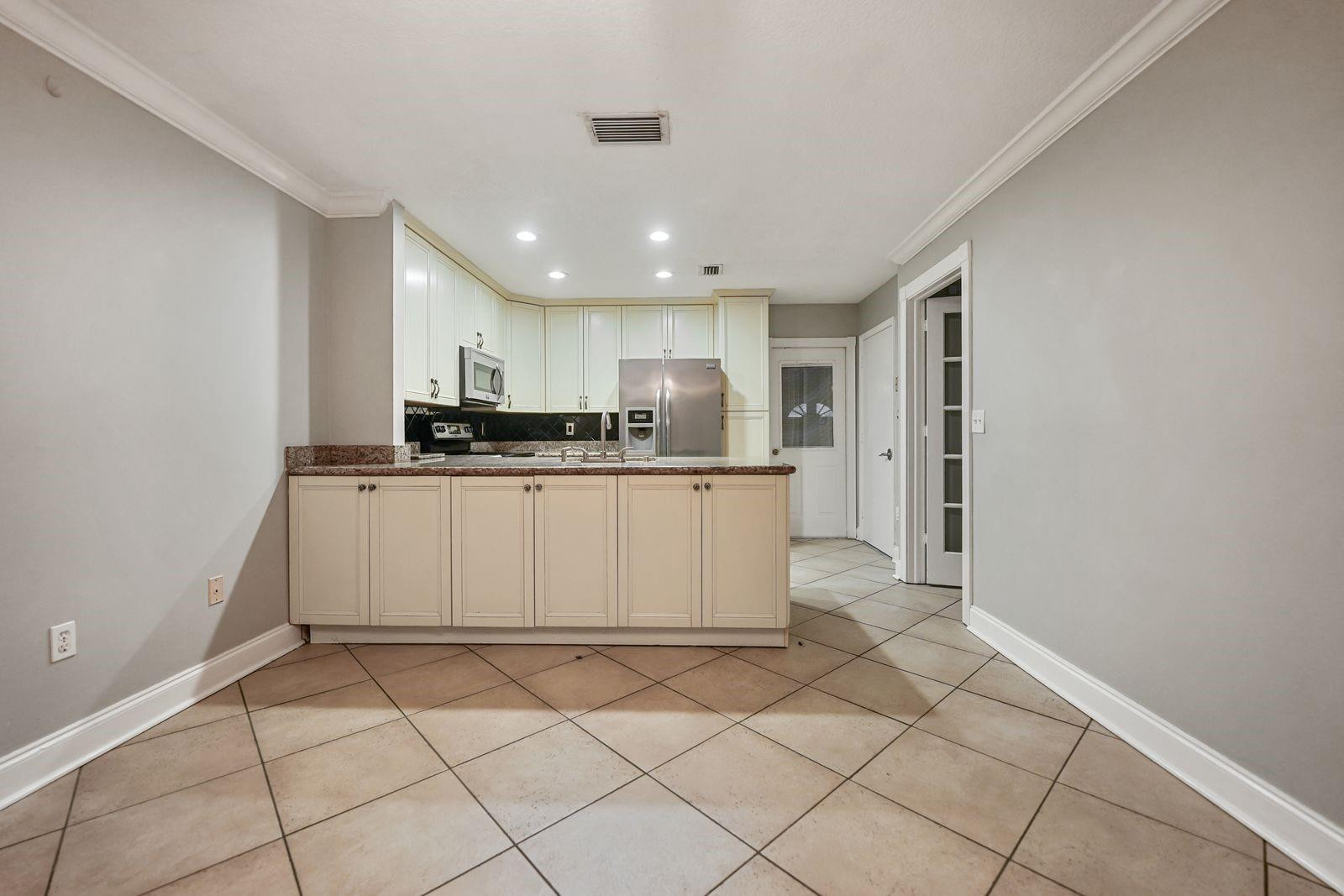 11734 NW 1st Court