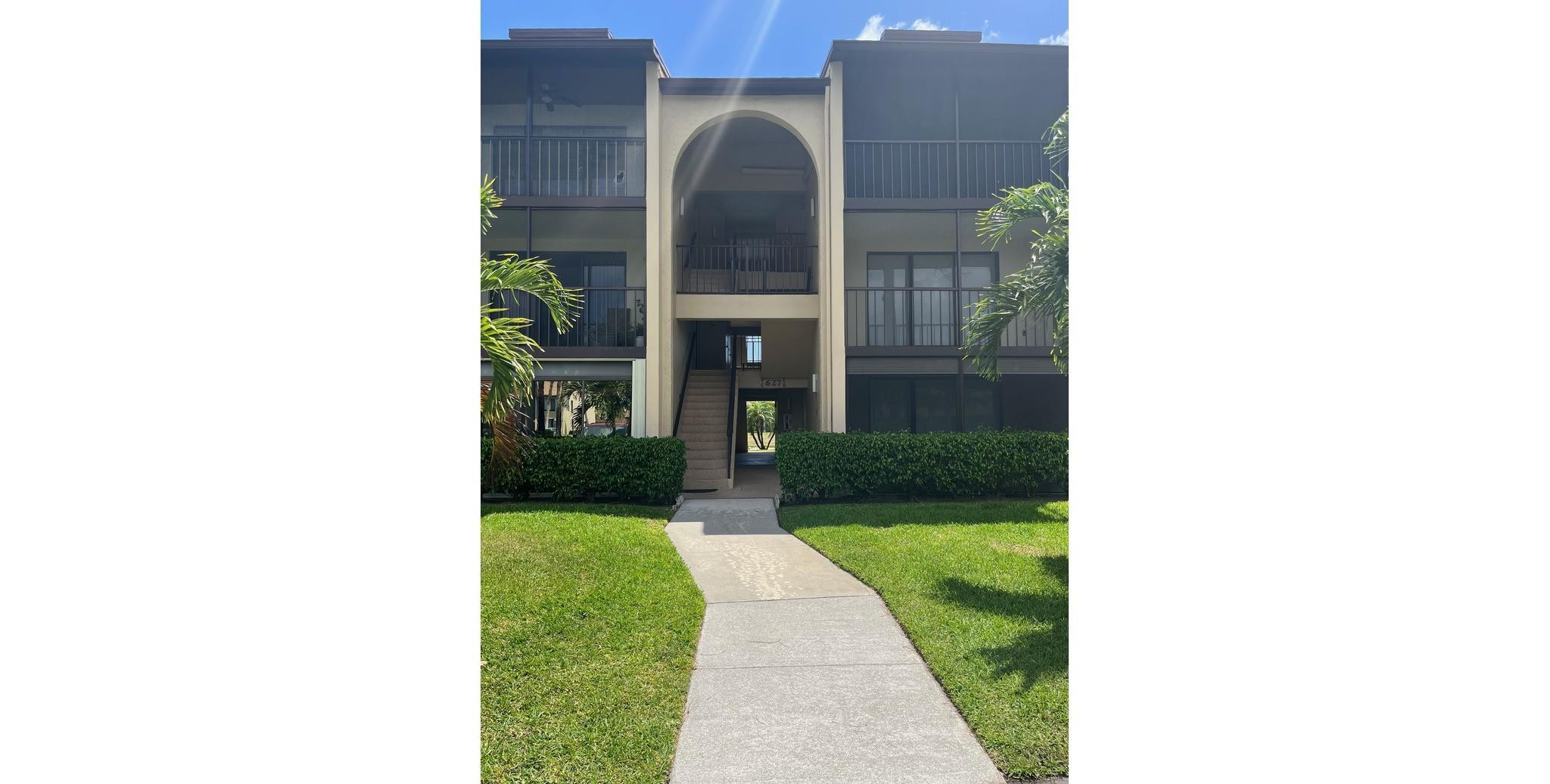 627 Sea Pine Way F1