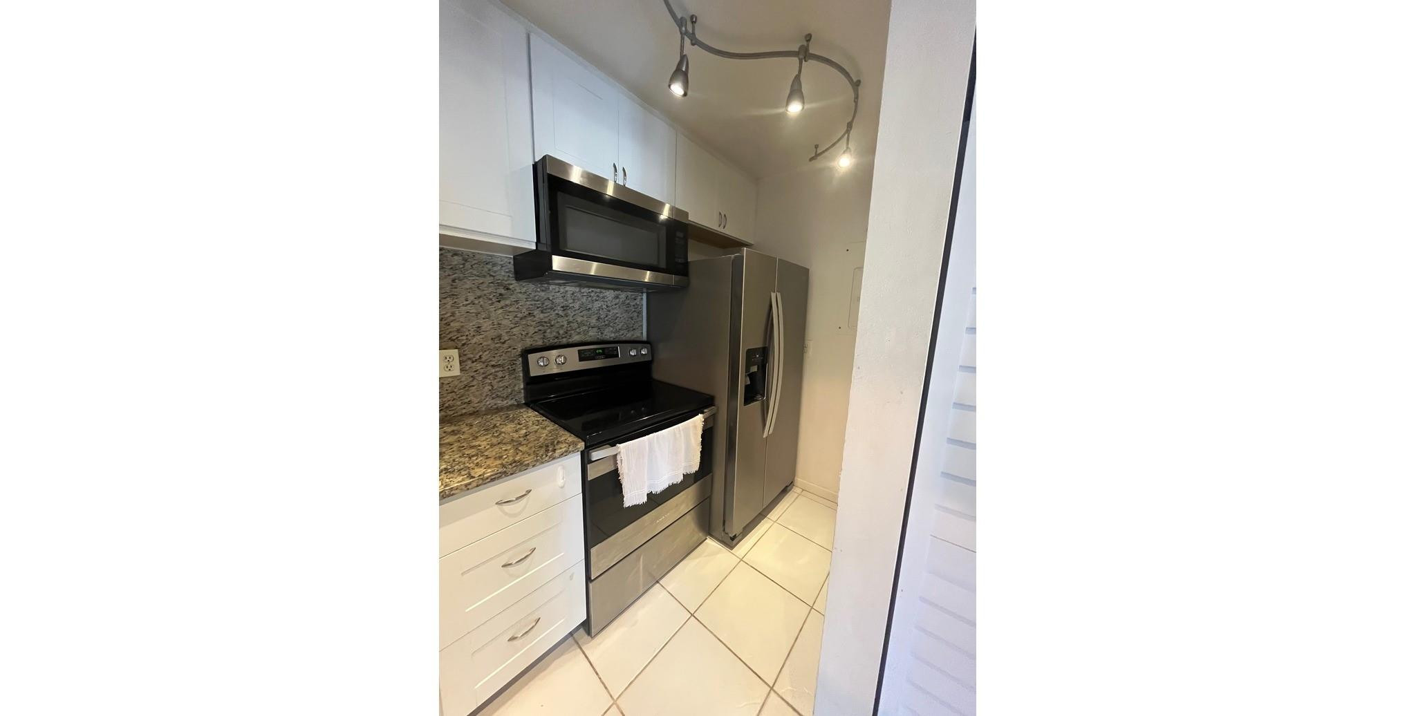 627 Sea Pine Way F1