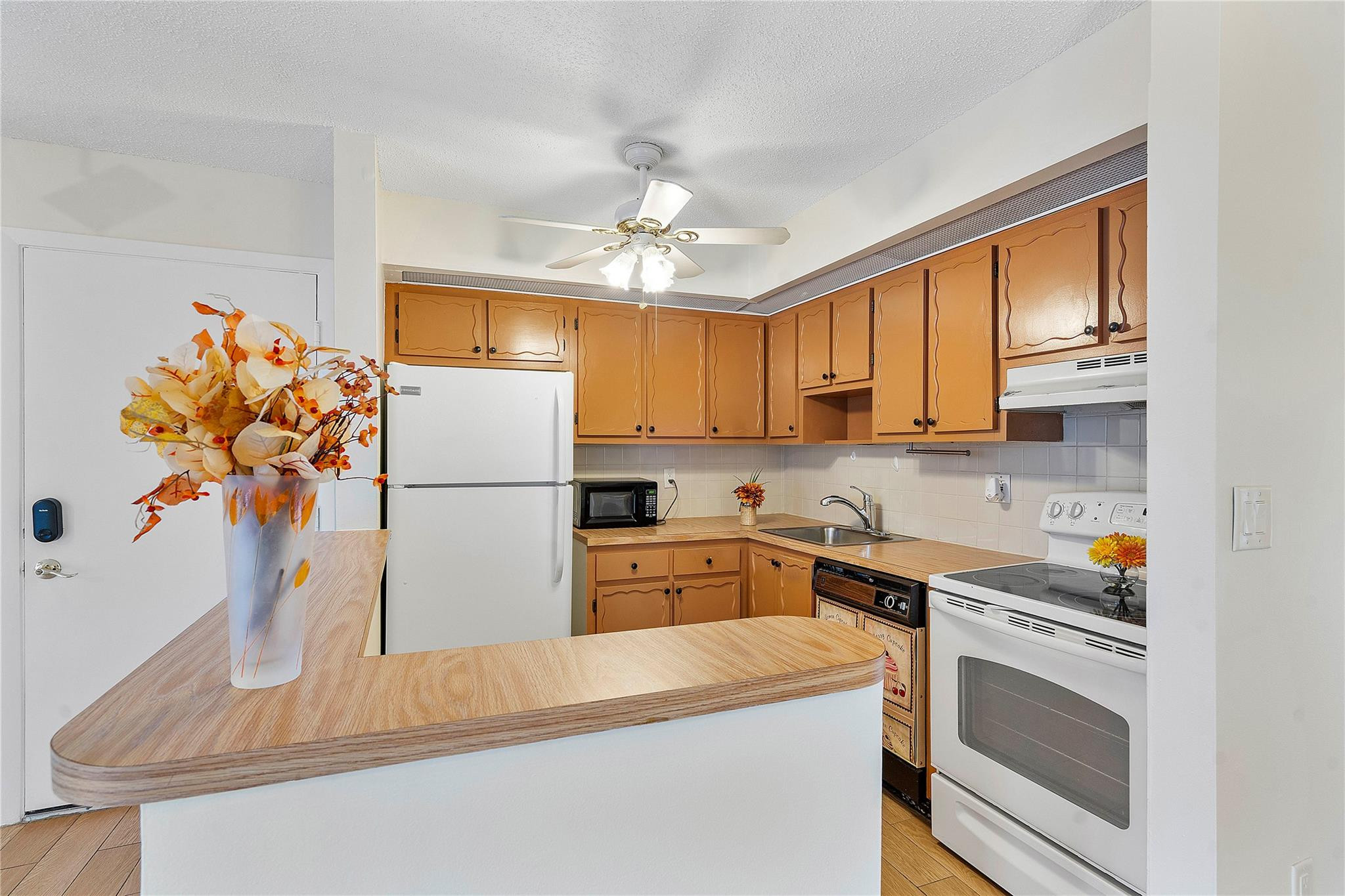 9870 S Belfort Circle 108
