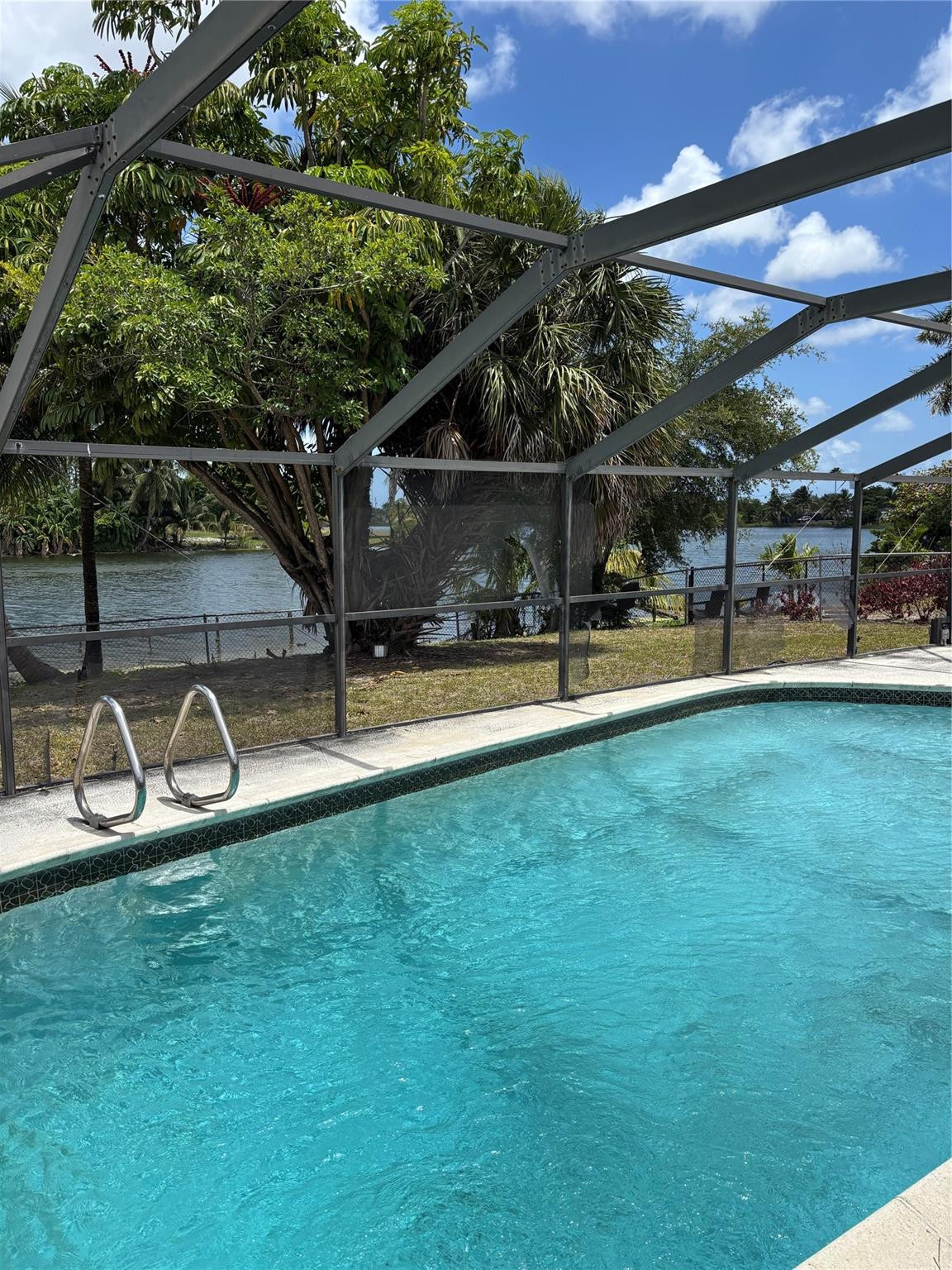 1621 NW 168th Terrace