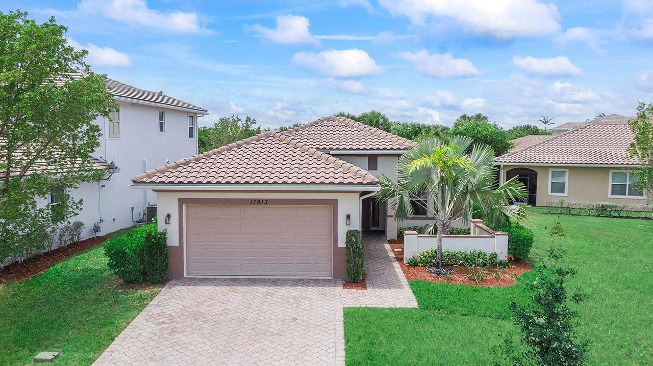 11913 NW 82nd Street