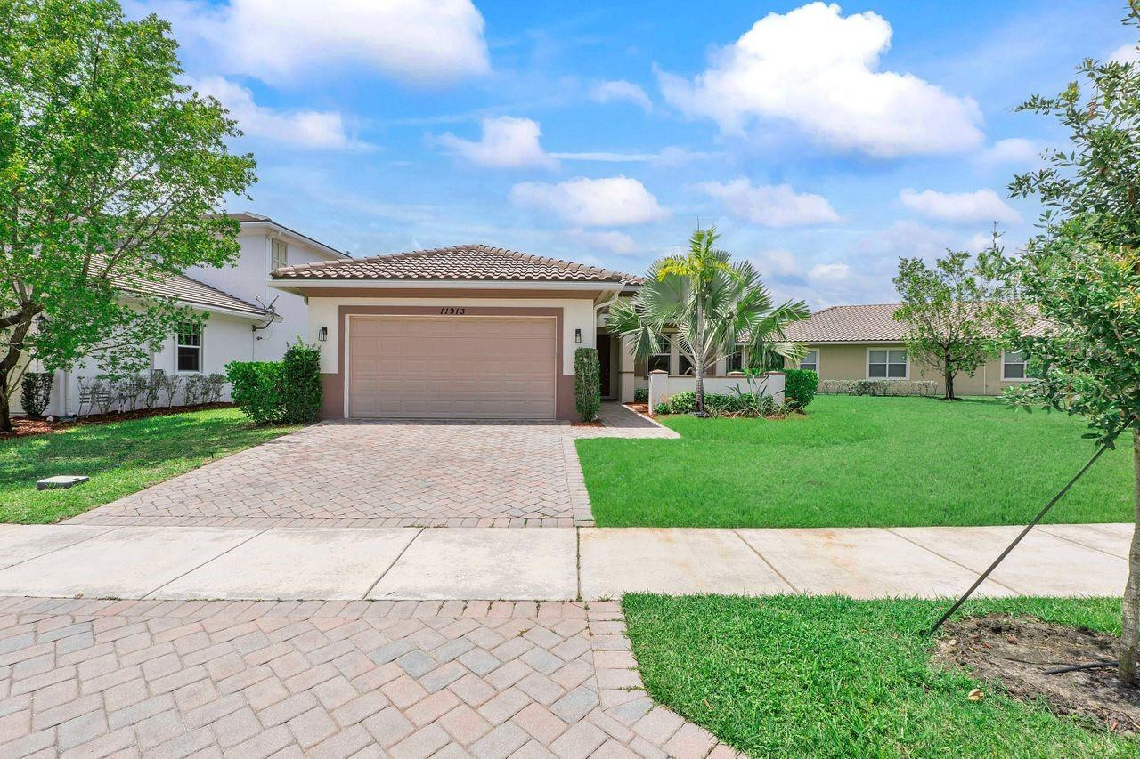 11913 NW 82nd Street