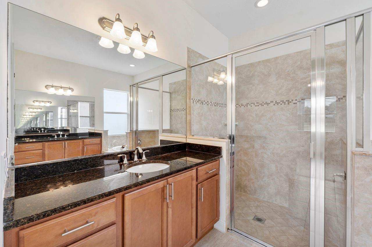 11913 NW 82nd Street