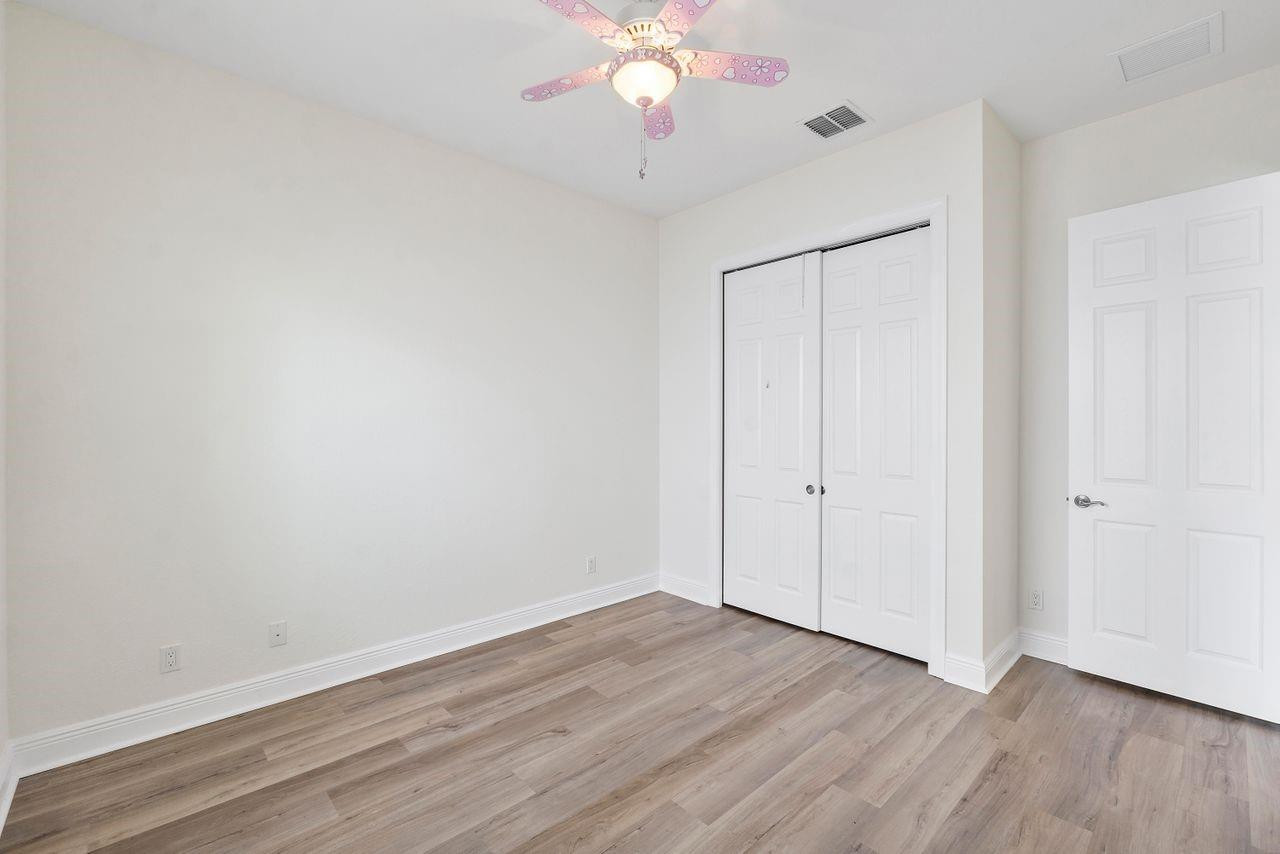 11913 NW 82nd Street