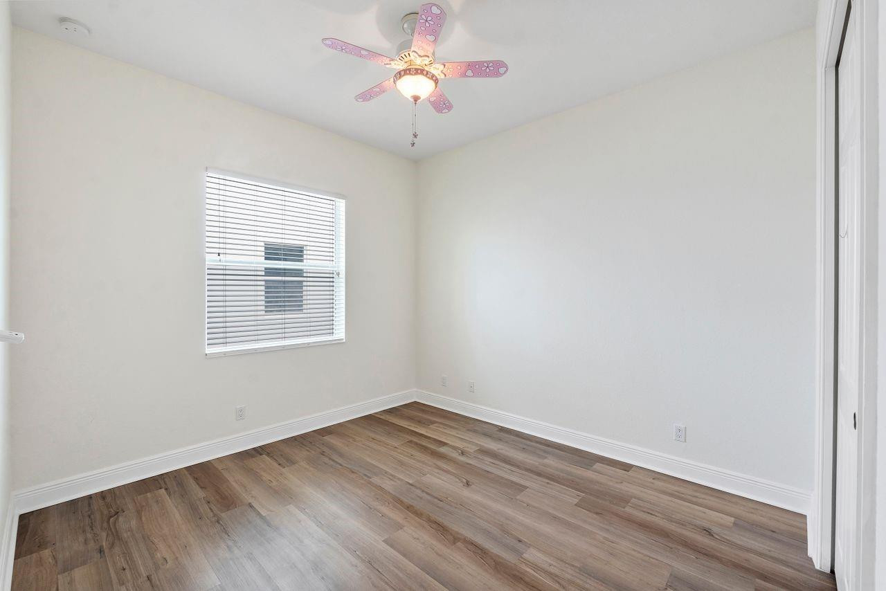 11913 NW 82nd Street