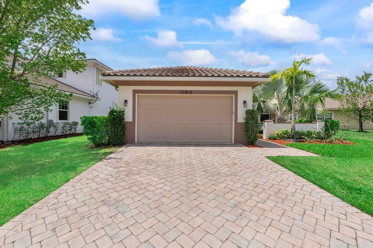 11913 NW 82nd Street