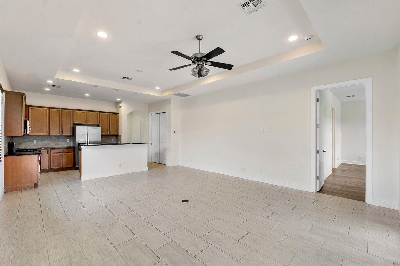 11913 NW 82nd Street