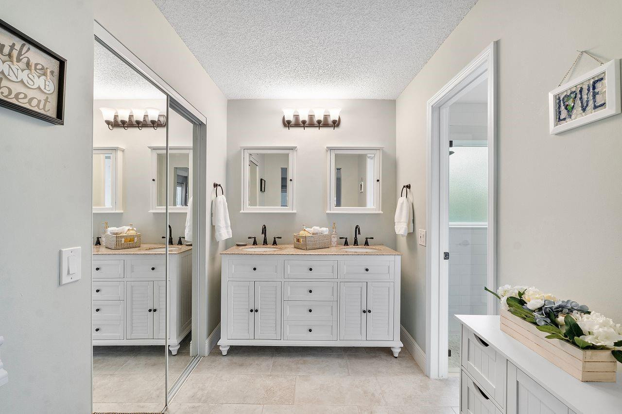 4161 NW 58th Street