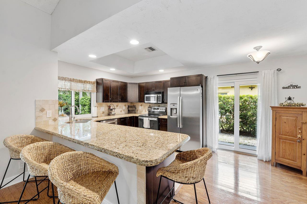 4161 NW 58th Street