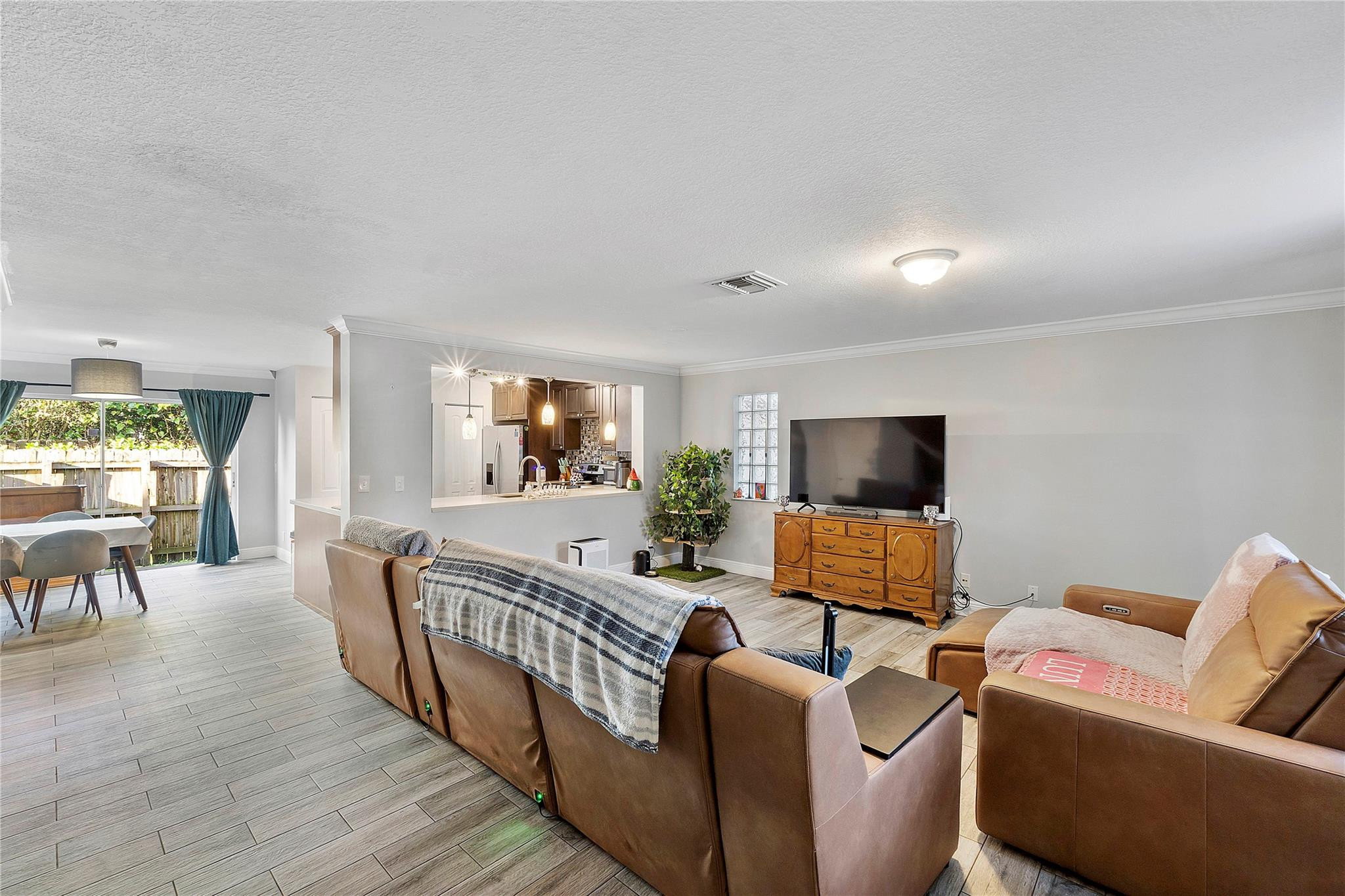 12242 NW 36th Place 12242