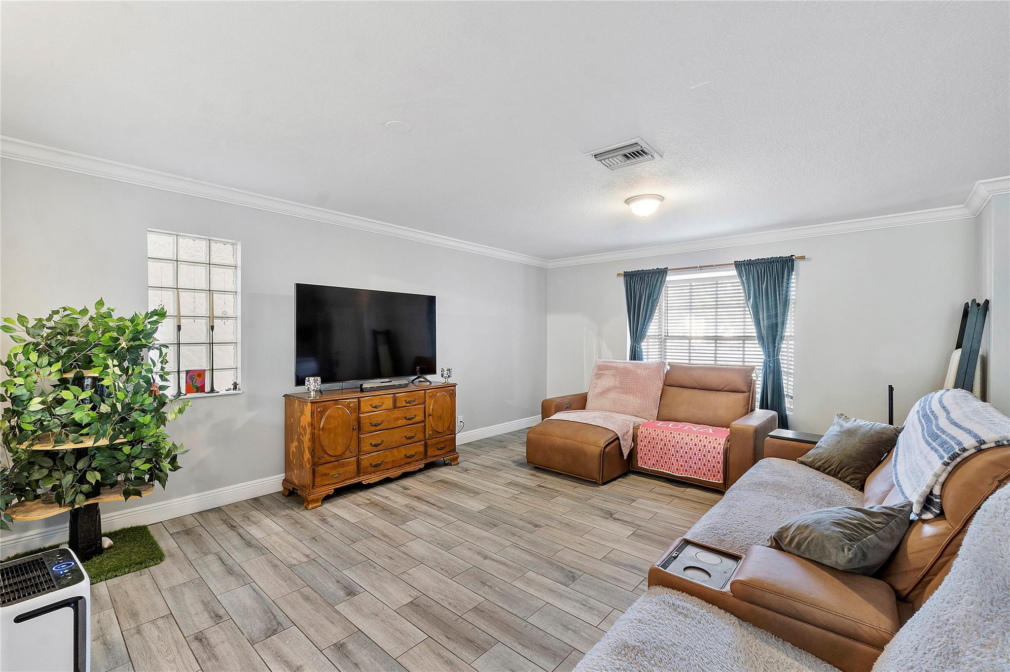 12242 NW 36th Place 12242